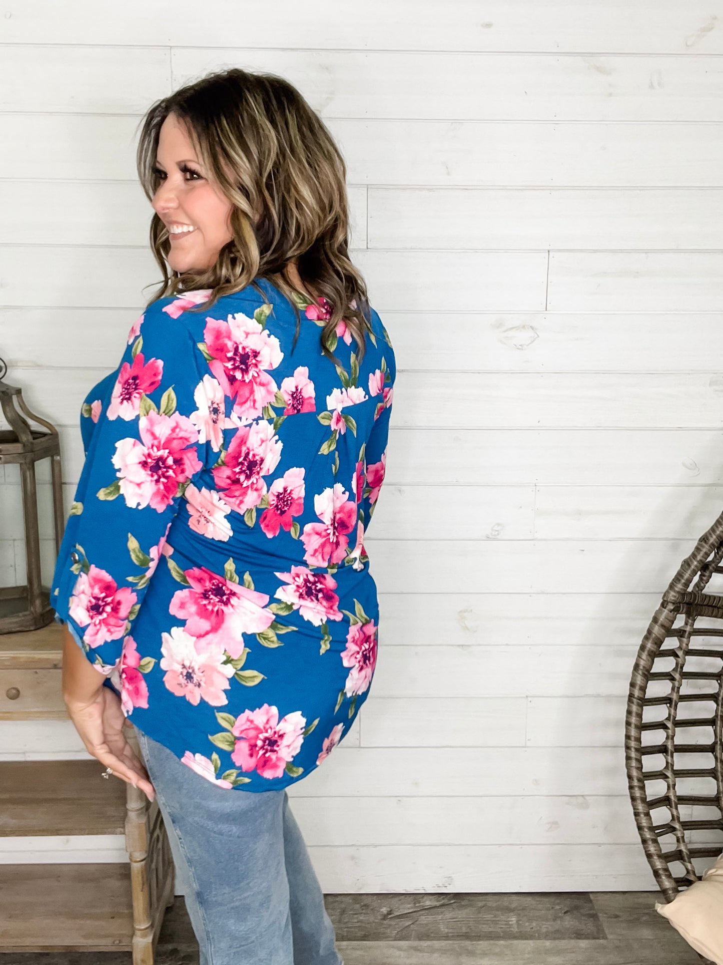 "Lavery" 3/4 Sleeve Split Neck Tops