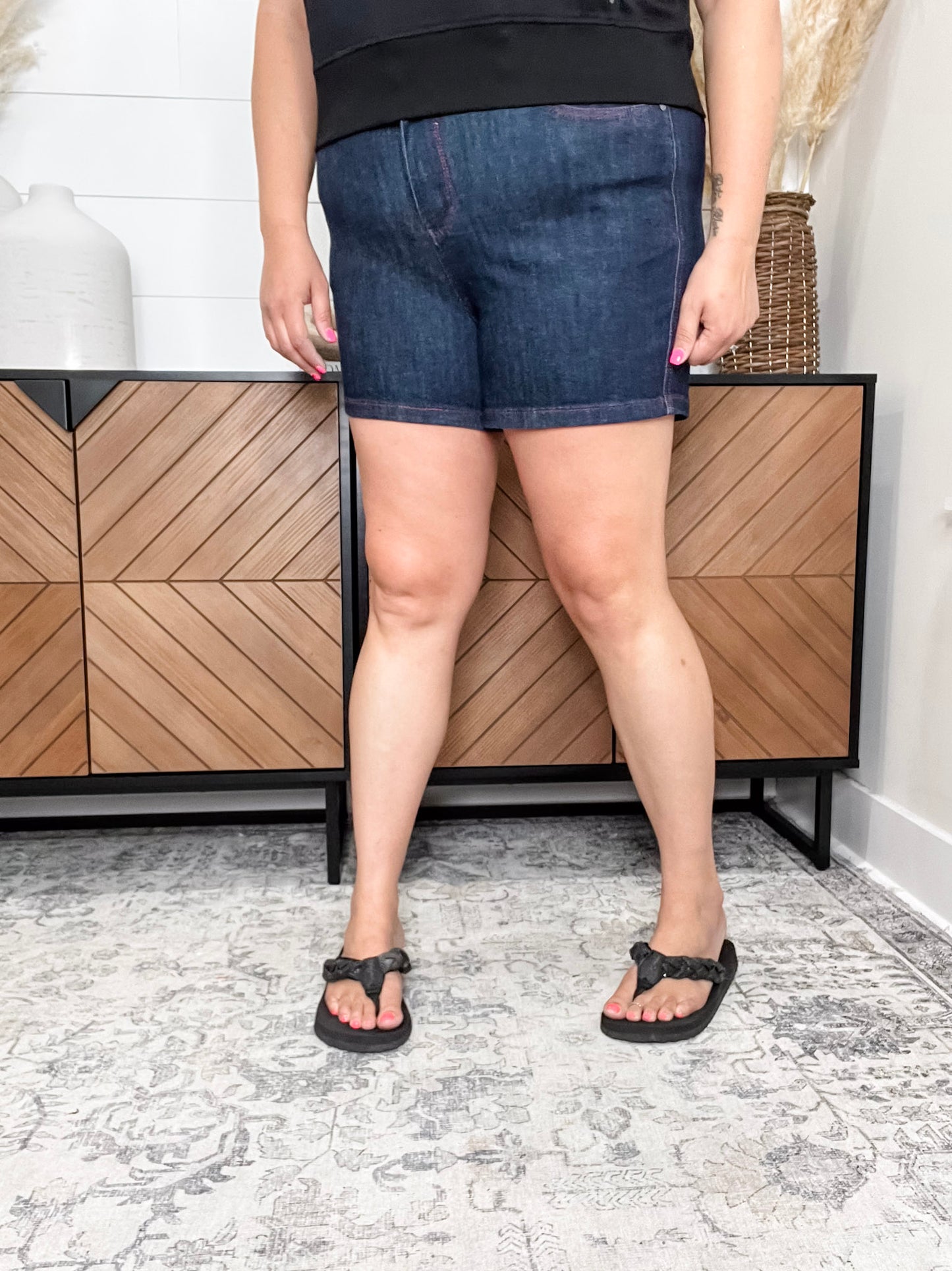 Judy Blue "Show Me Your Heart" Heart Pocket Shorts