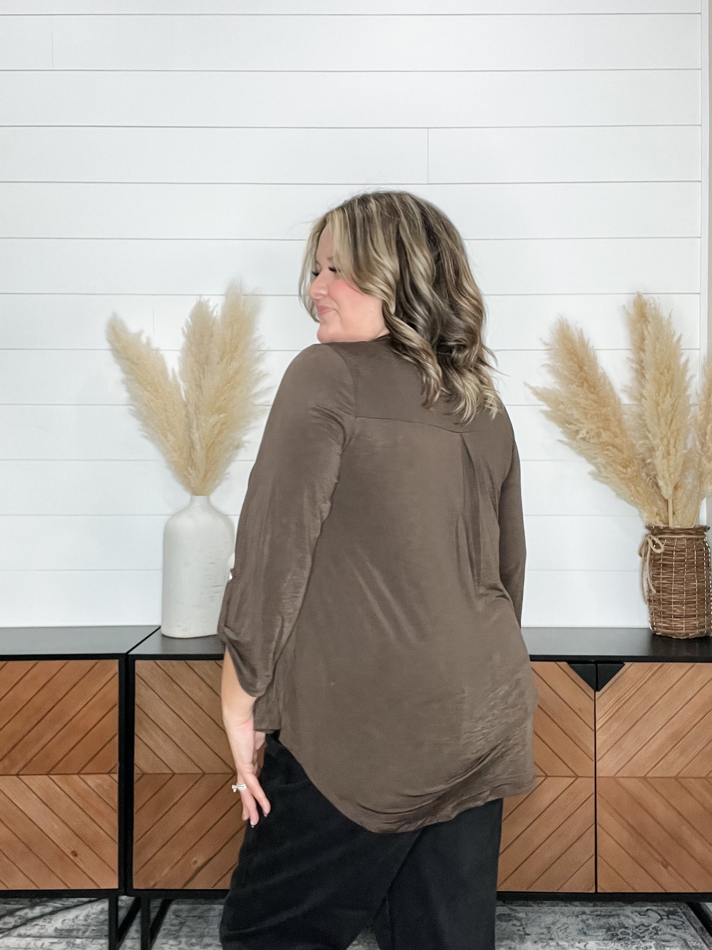 Dear Scarlett "Bold Choice" 3/4 Sleeve Split Neck (Chocolate)