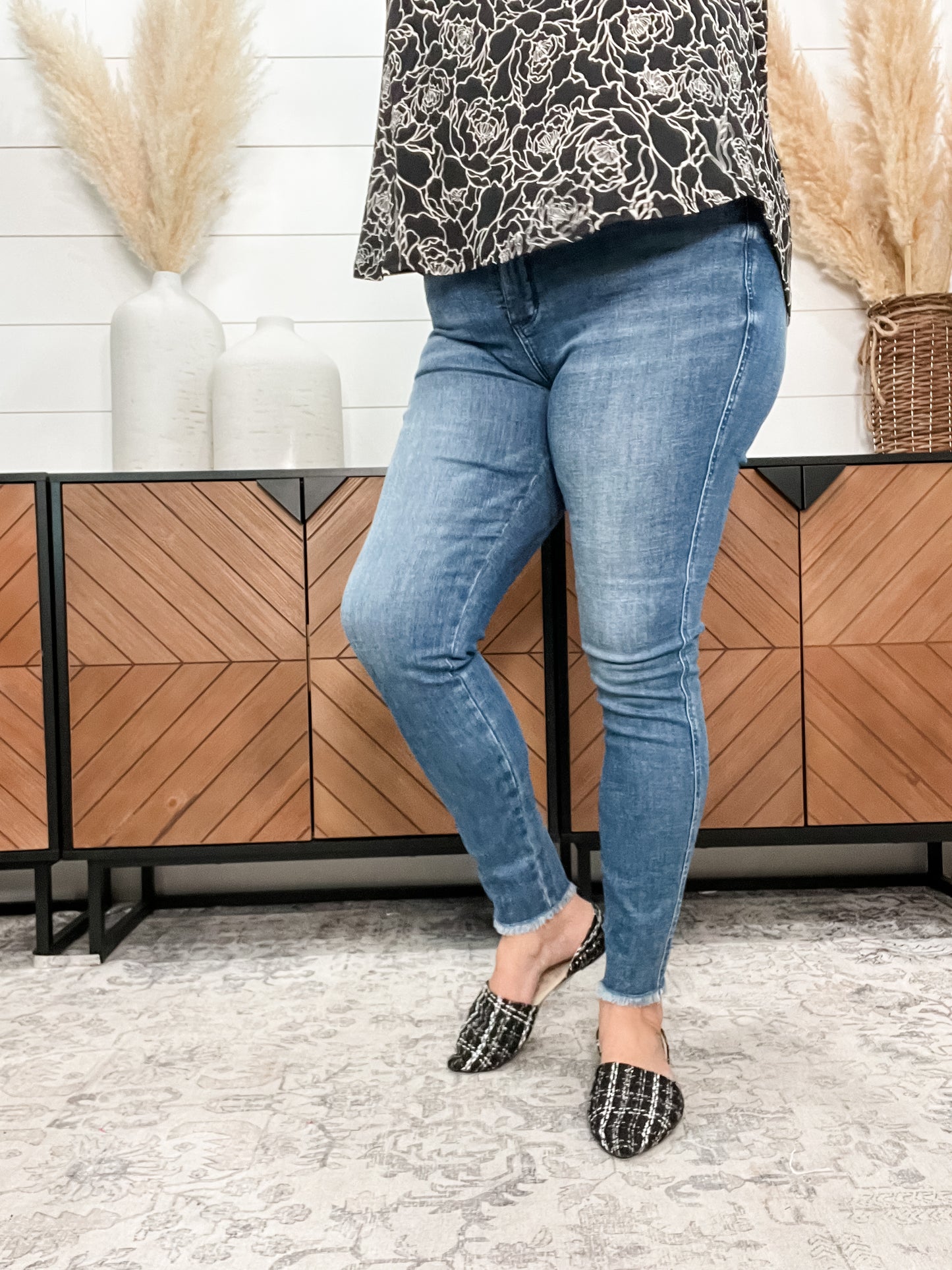 Judy Blue "Skyler" Tummy Control Skinny Jeans