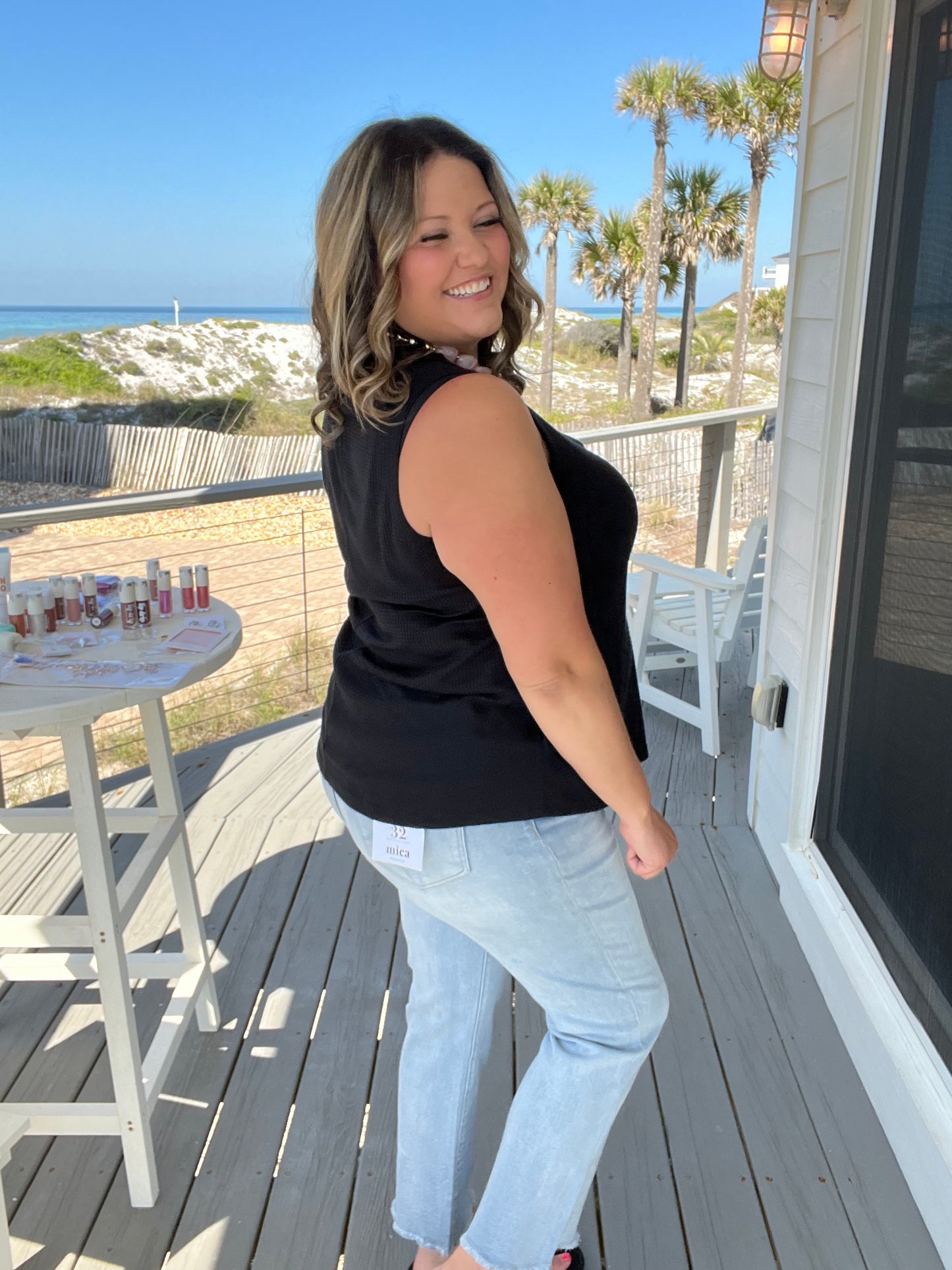 "Caldwell" Waffle Texture Tank with Chest Pockets and Faux Buttons (Black)