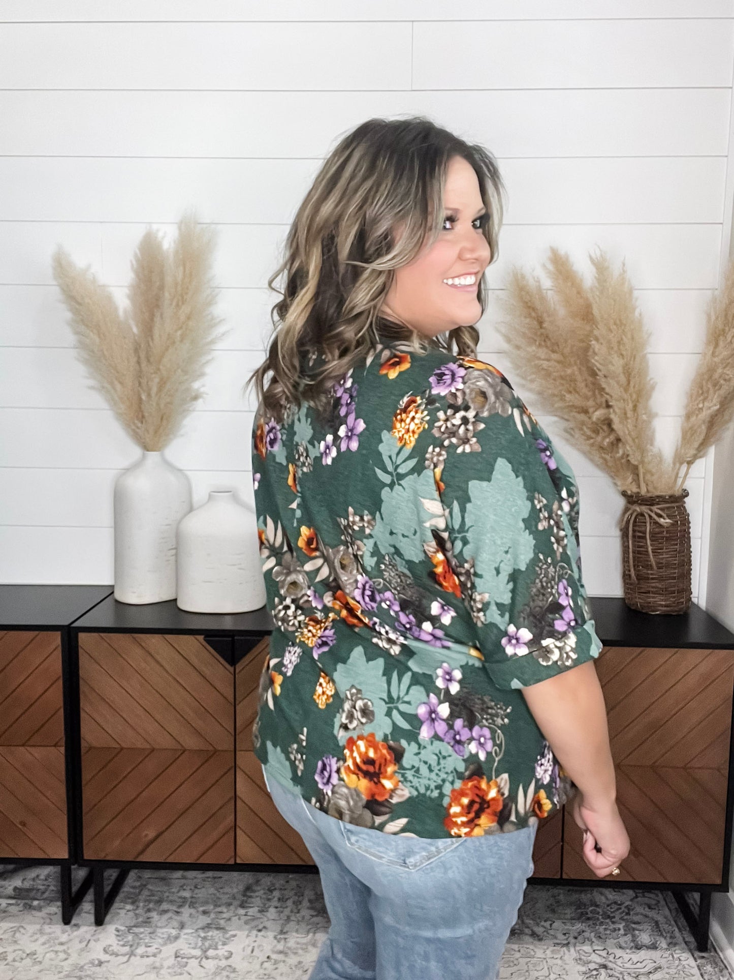 "Abbot" Criss Cross Front Boxy 3/4 Sleeve