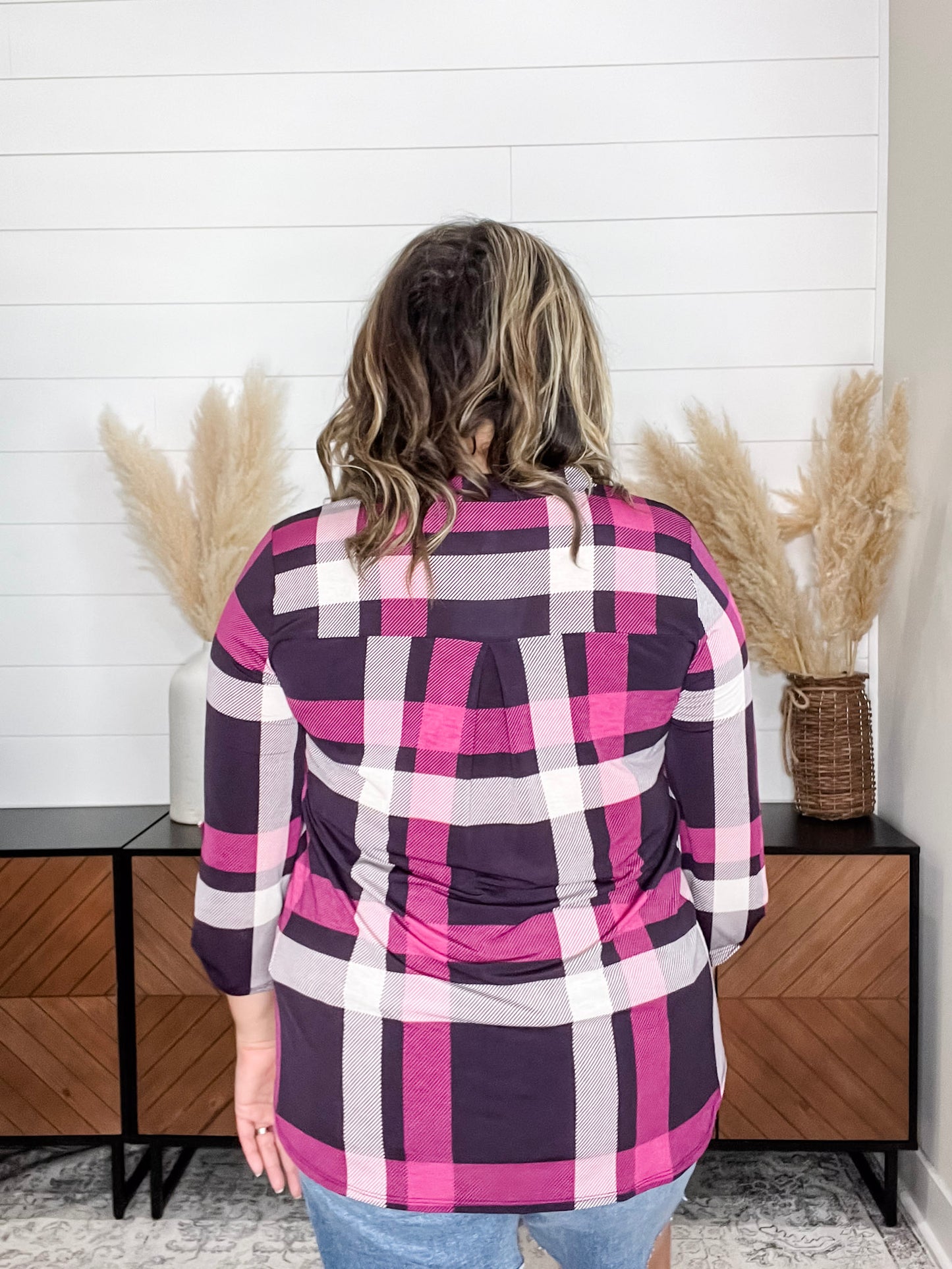 "Blayne" Plaid Lizzy 3/4 Sleeve Split Neck