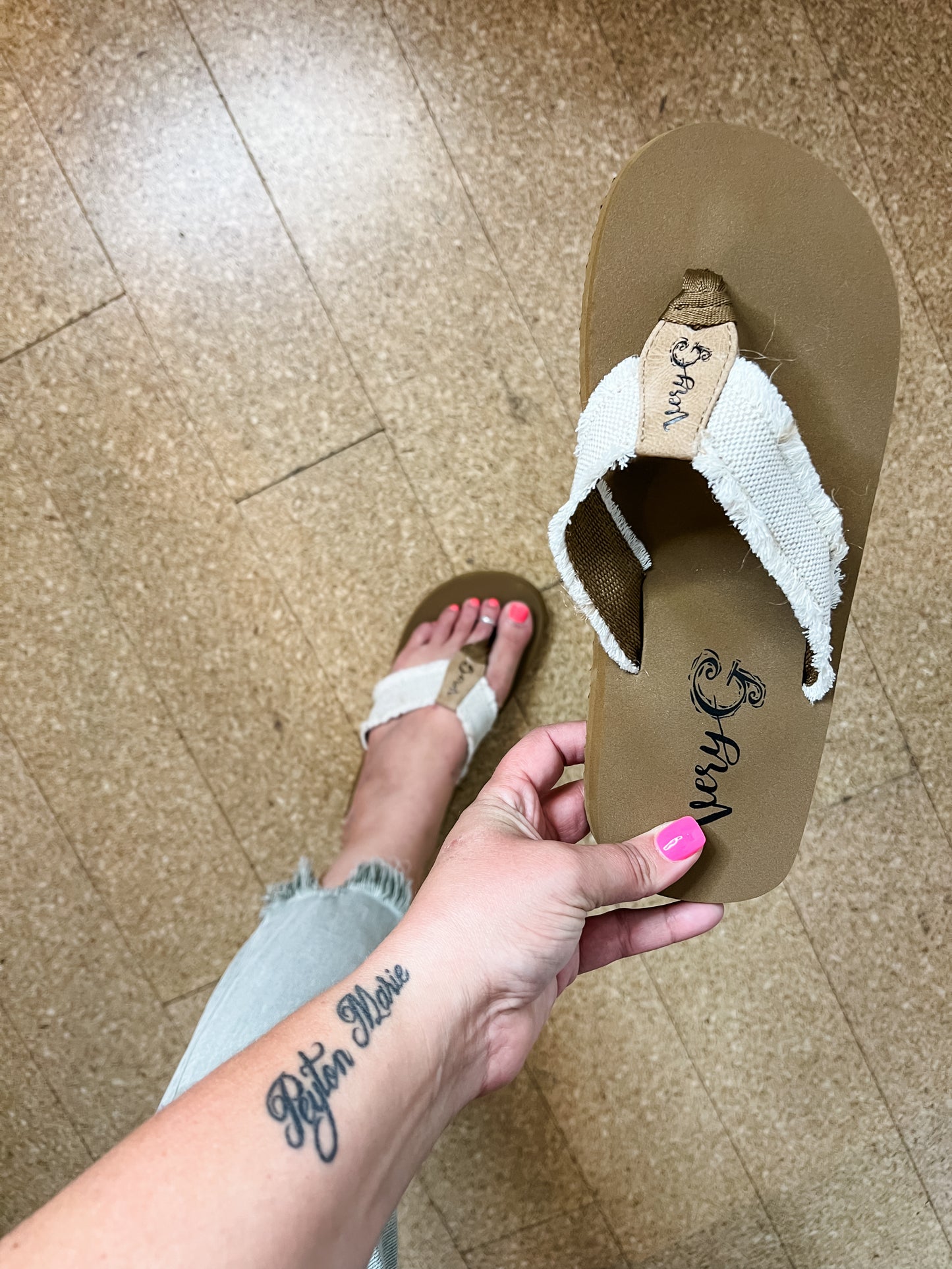 Gypsy Jazz Flip Flops (Natural)