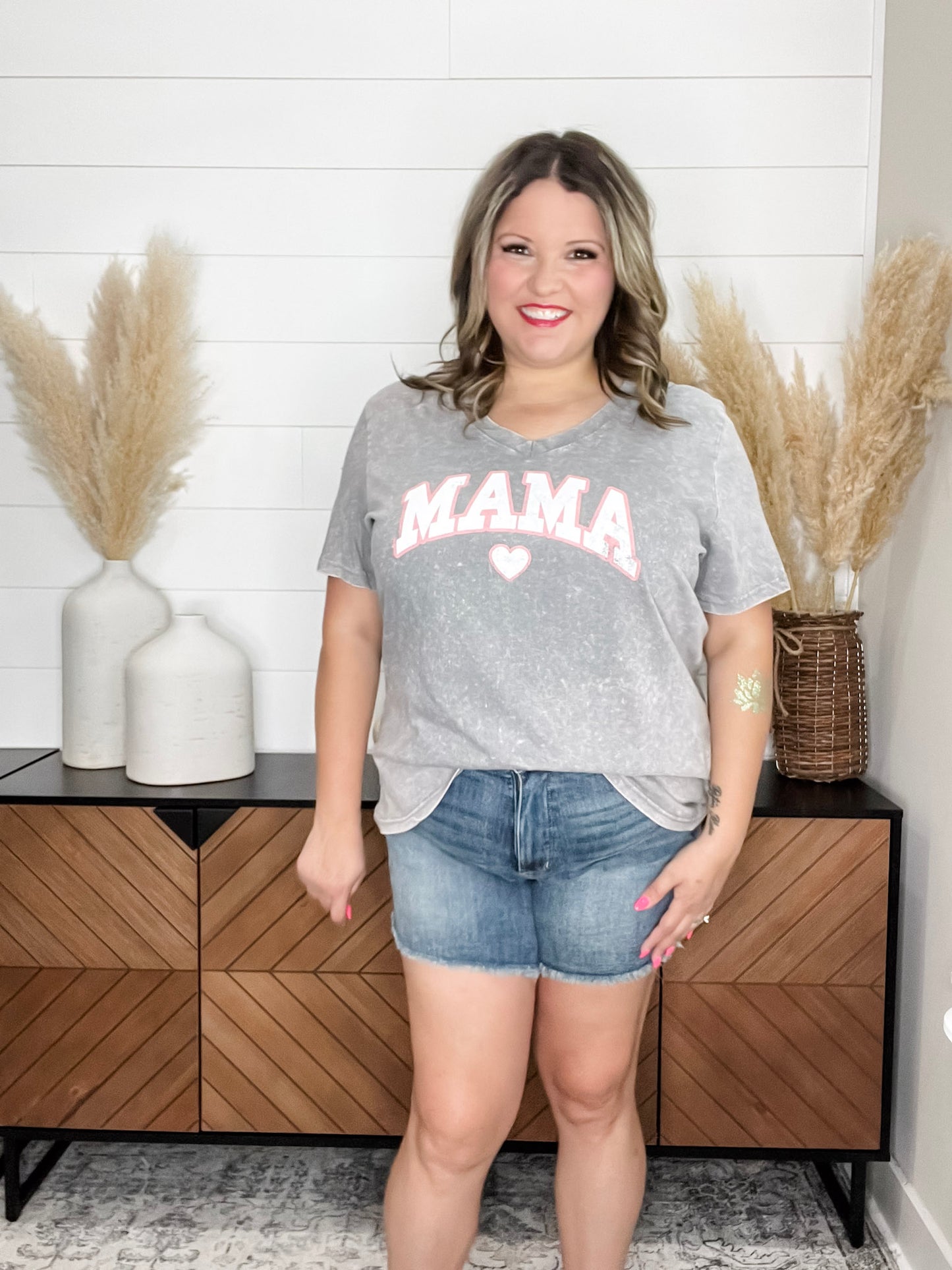 Mineral Wash "Mama" Graphic V Neck Tee