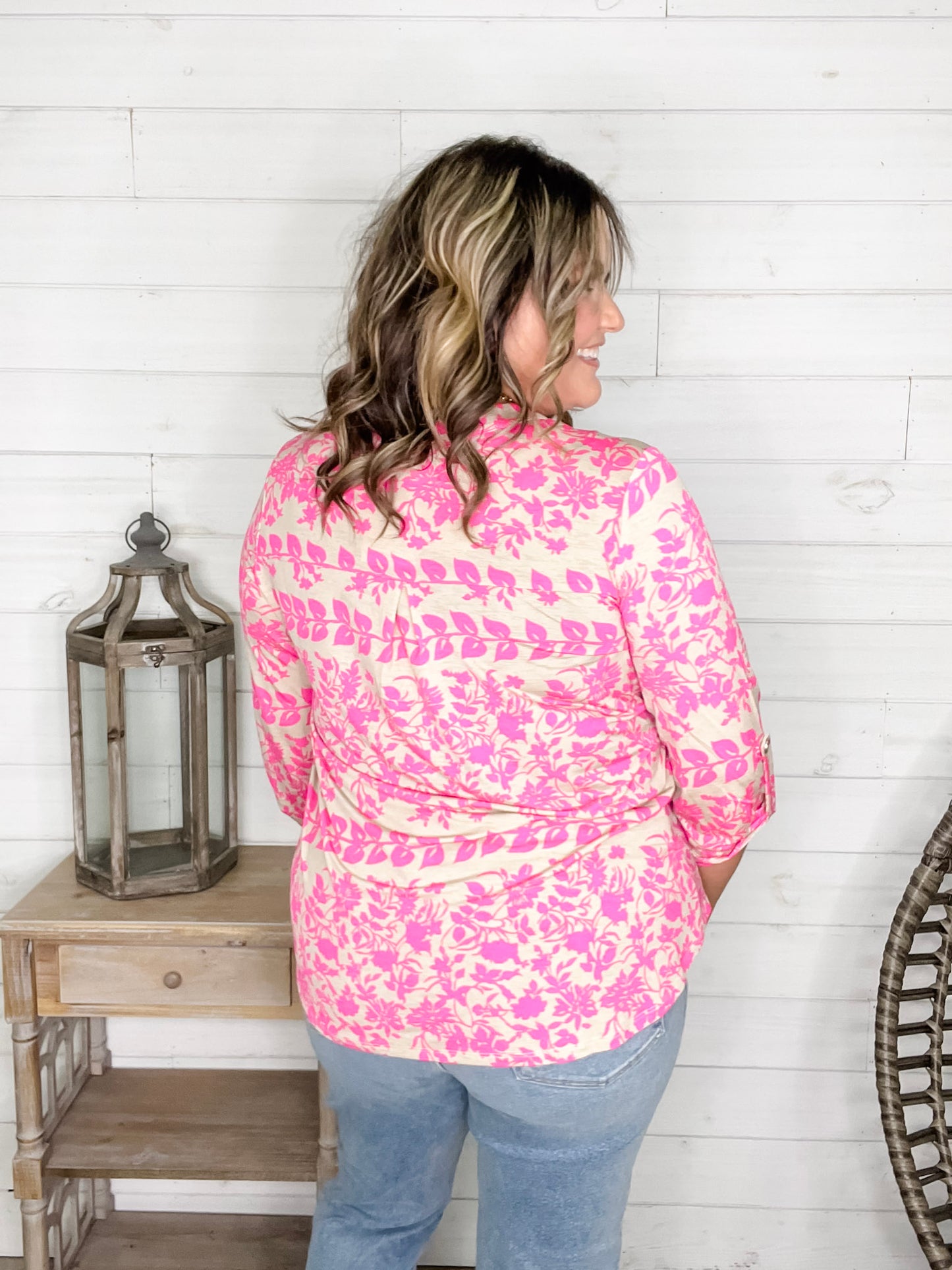 "Chandler" Floral Lizzy 3/4 Sleeve Split Neck