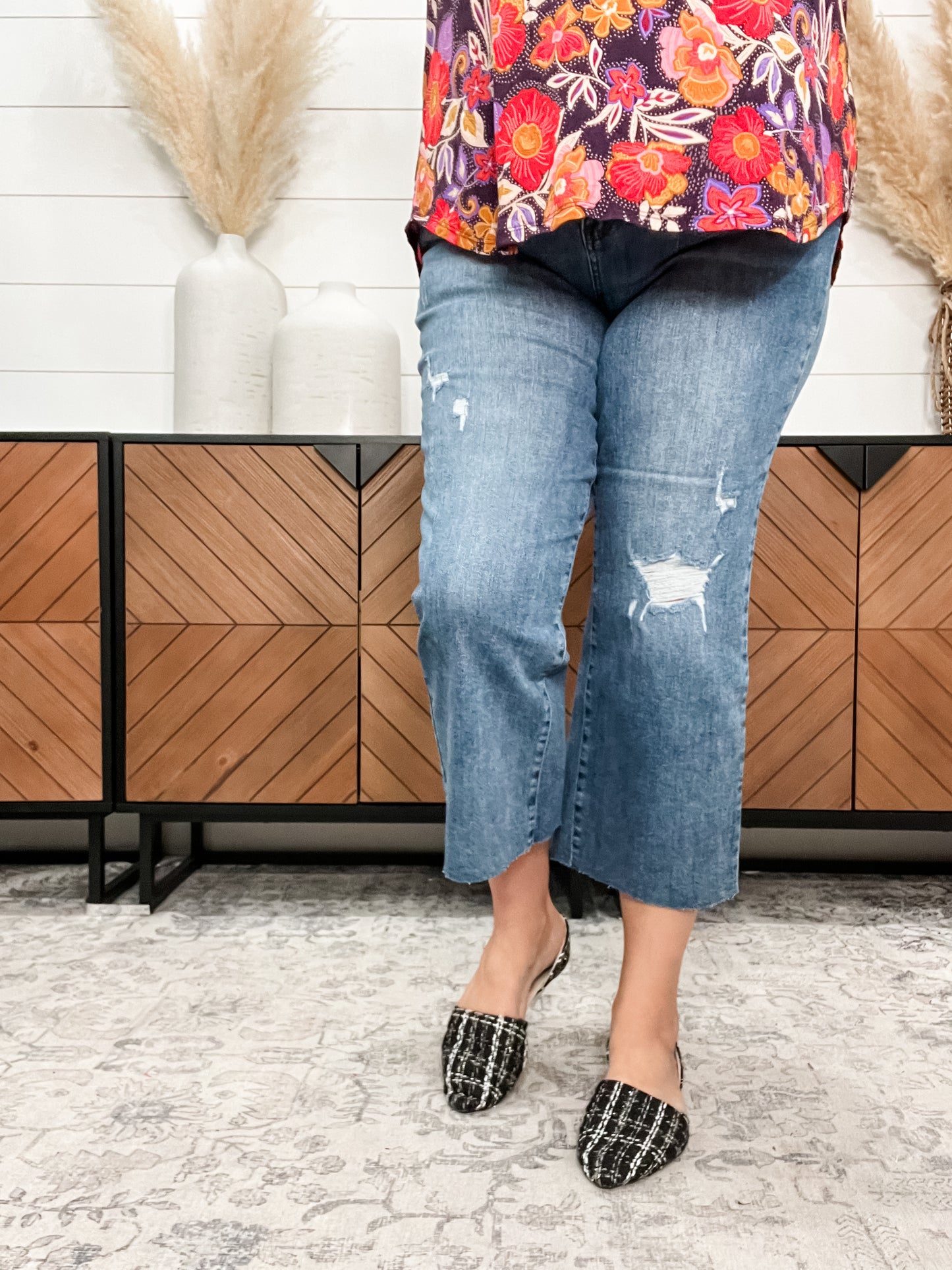 Judy Blue "Catch Up" Raw Hem Wide Leg Crops