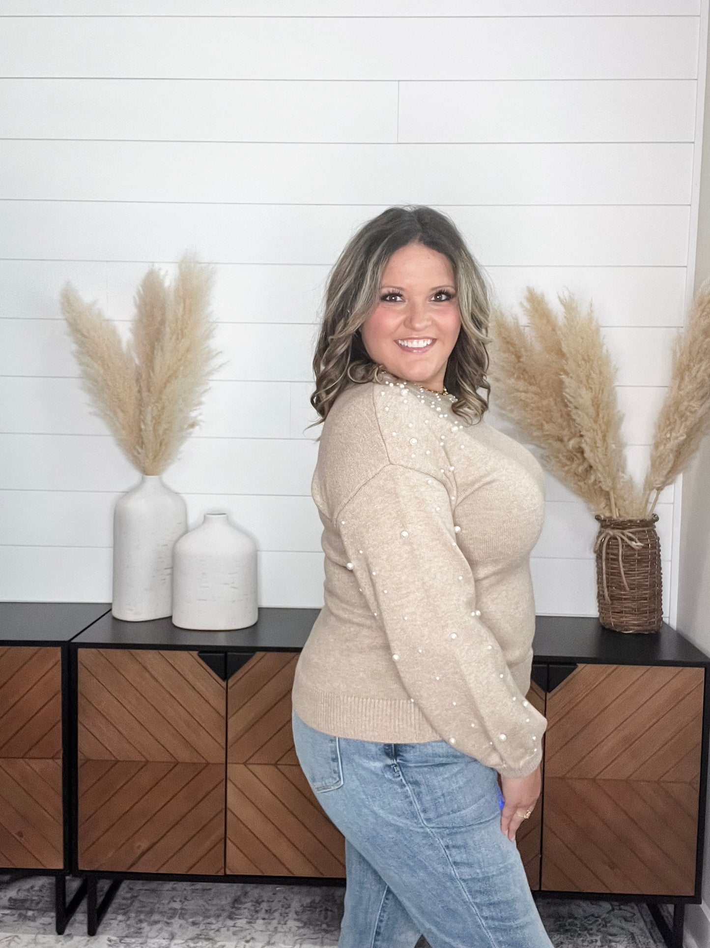 "Discreet" Long Sleeve Pearl Embellished Balloon Sleeve Sweater