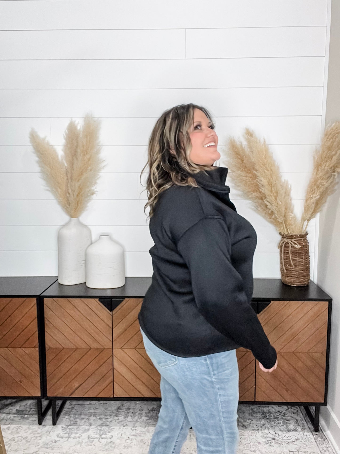 Long Sleeve Split Neck Sweatshirt (Black)