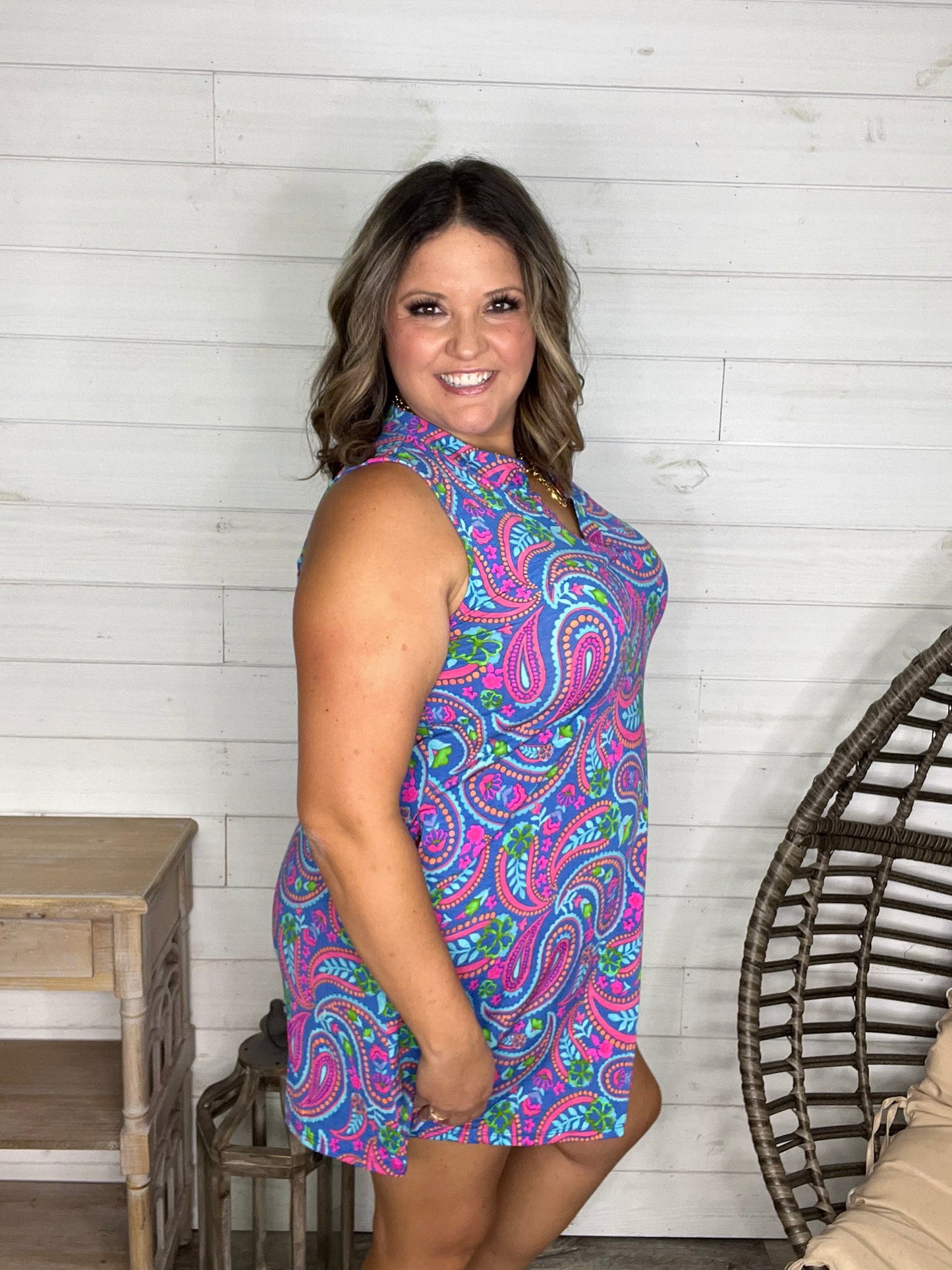 "Walleye" Sleeveless Split Neck Dress with Pockets