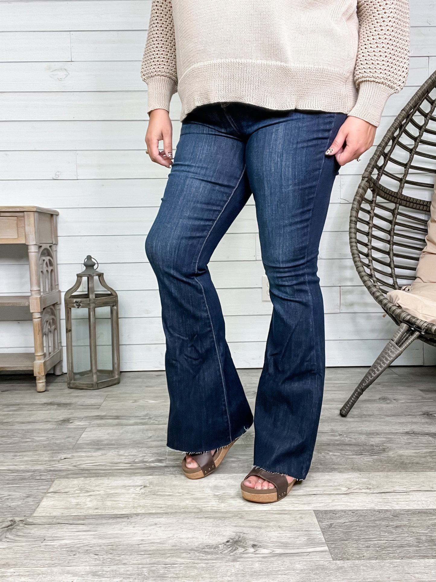 Judy Blue "Montana Take Me Away" Stretch Flares