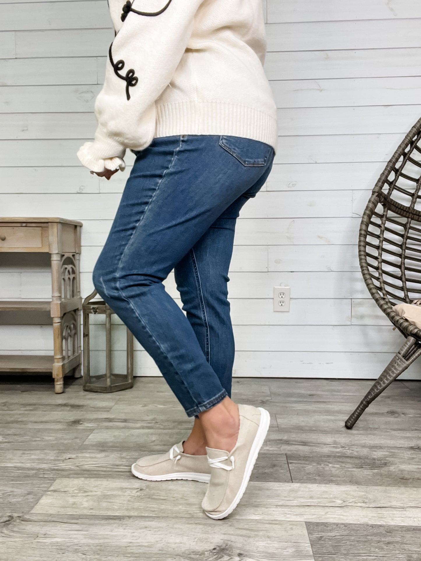 Judy Blue "Put A Ring On It" Tummy Control Skinny Jeans