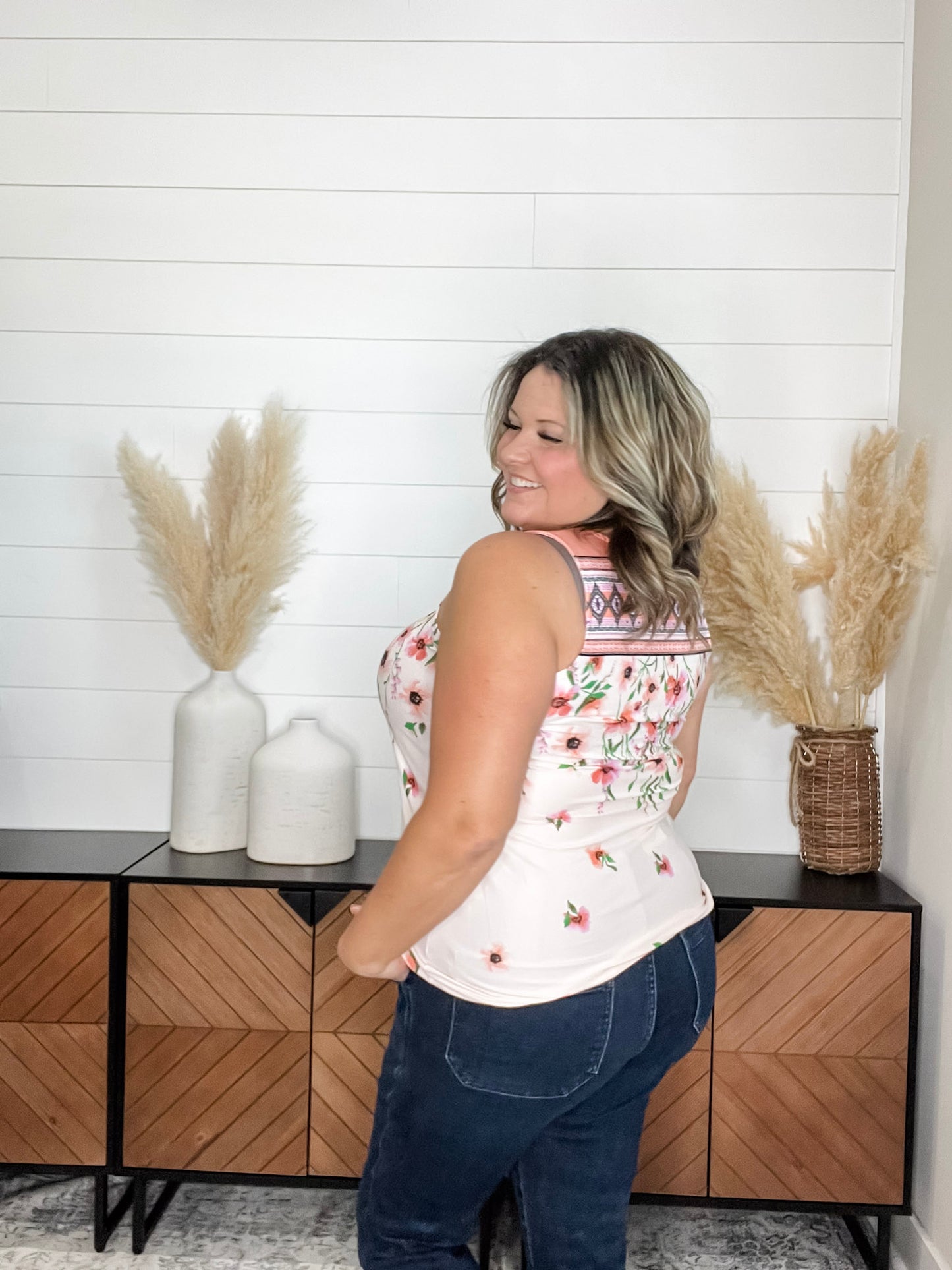 "James" Floral U Neck Tank (Blush & Peach)