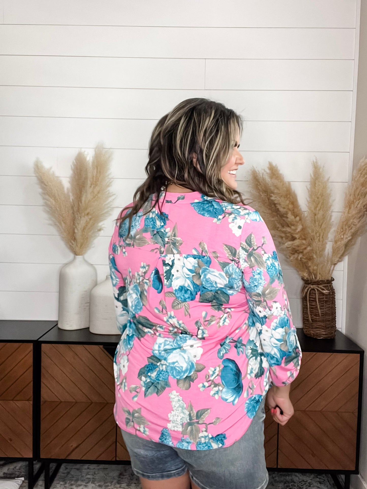 "Liaison" Floral 3/4 Sleeve Split Neck Tops