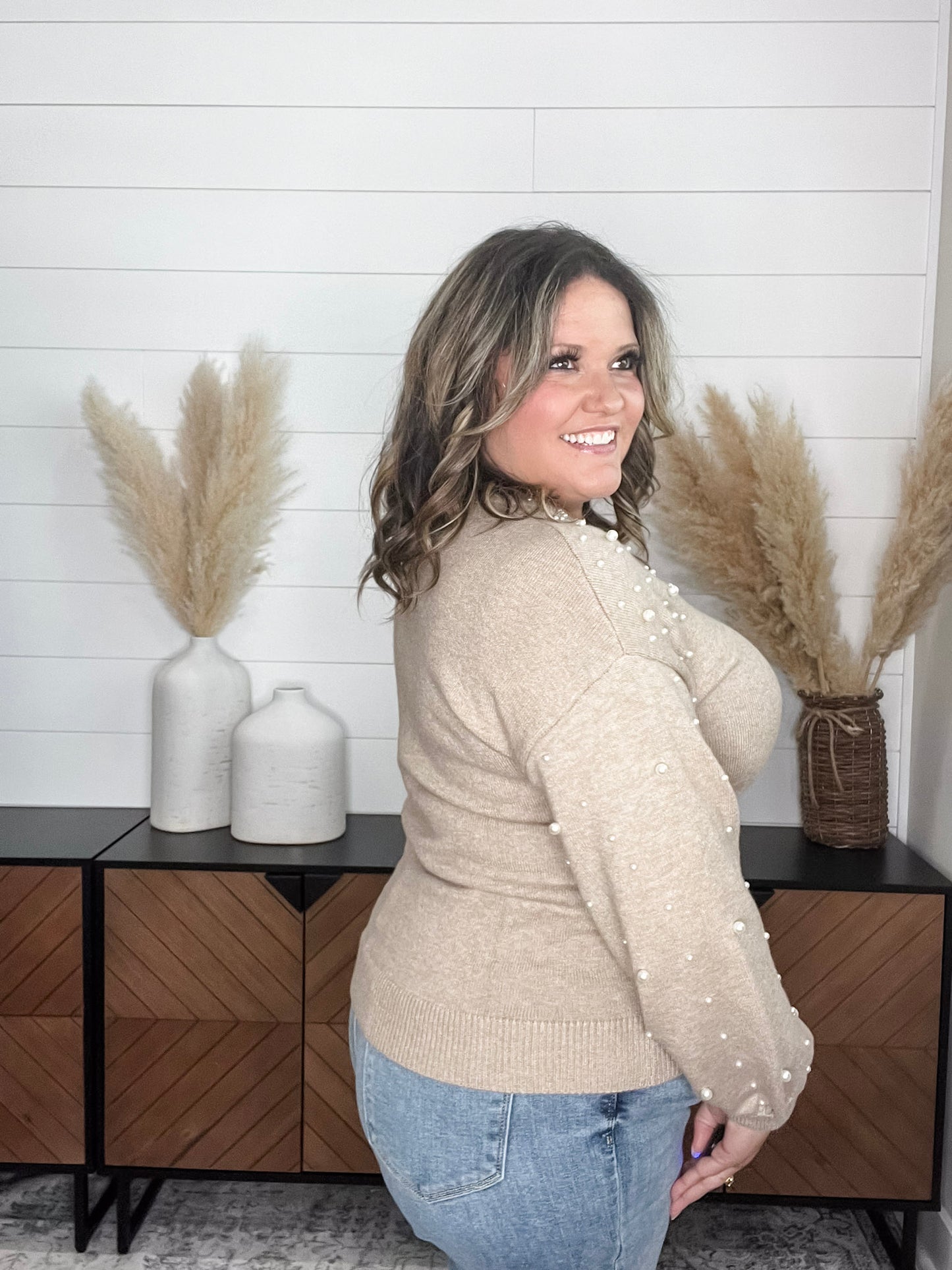 "Discreet" Long Sleeve Pearl Embellished Balloon Sleeve Sweater