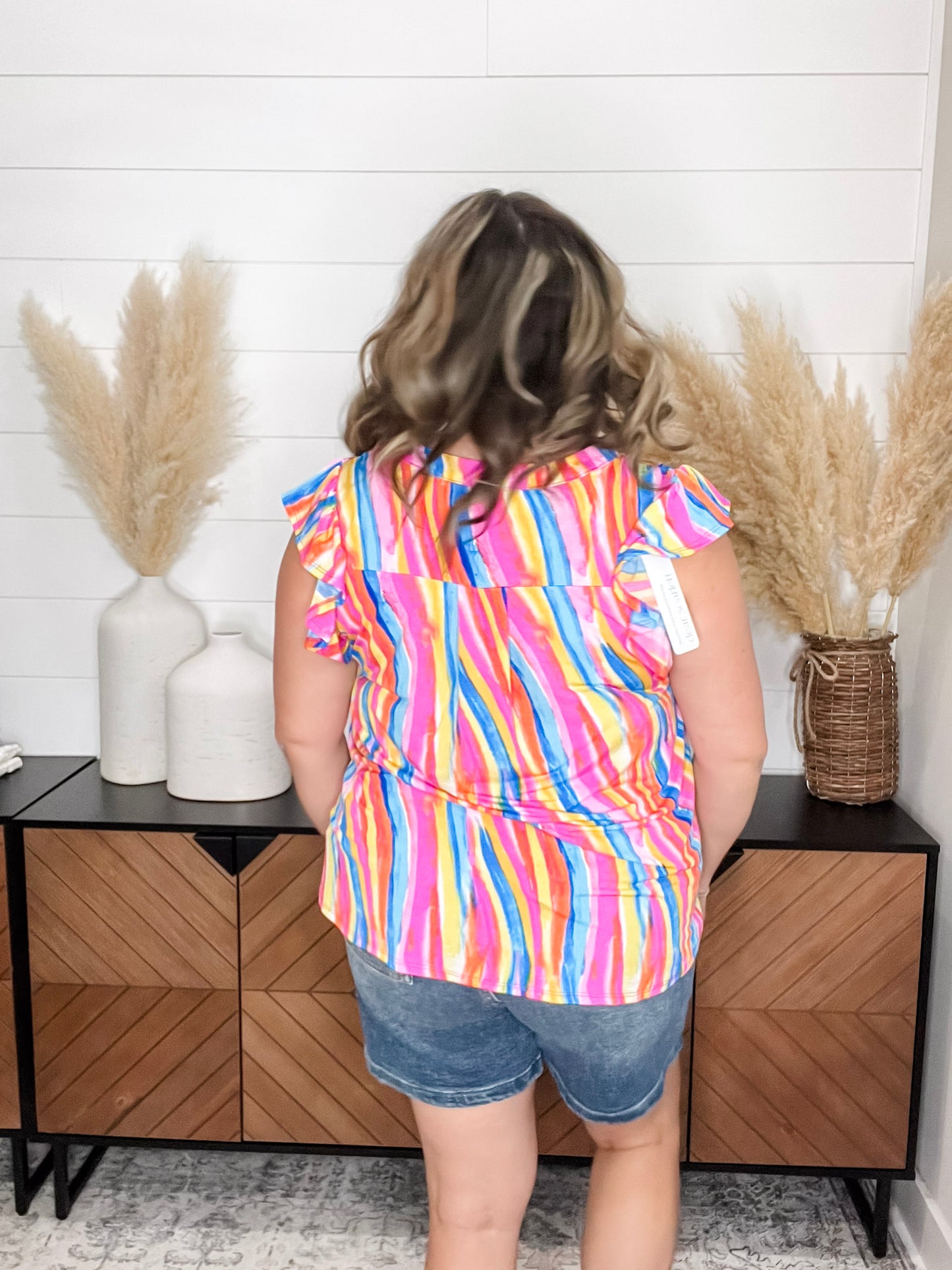 "Discover" Flutter Sleeve Split Neck