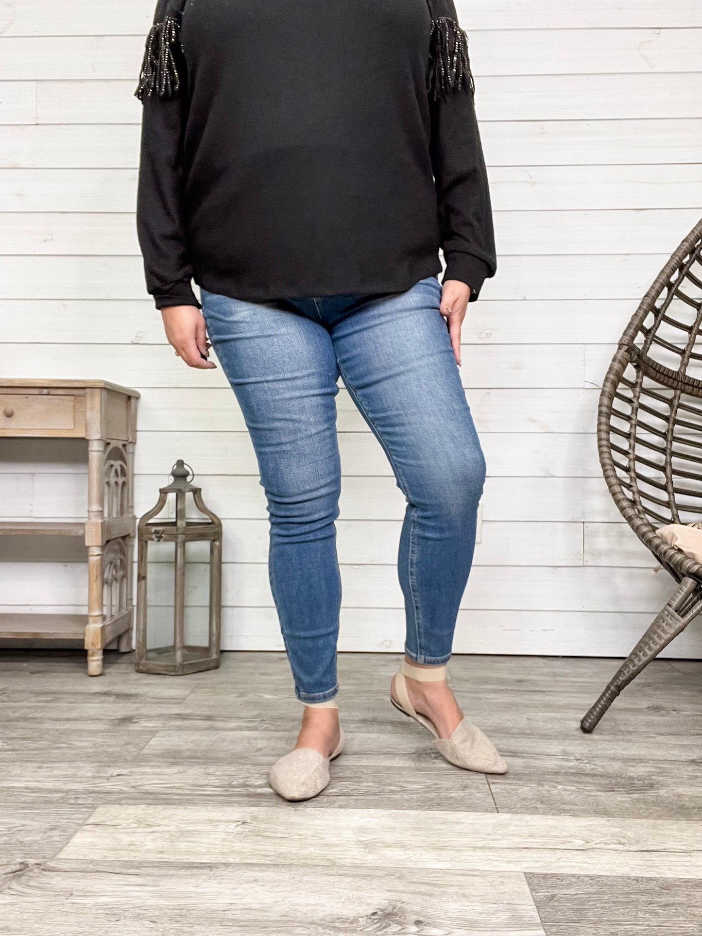Judy Blue "Girls Night Out" Tummy Control Skinny Jeans