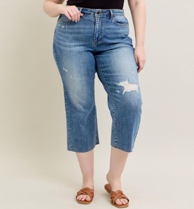 Judy Blue "Catch Up" Raw Hem Wide Leg Crops