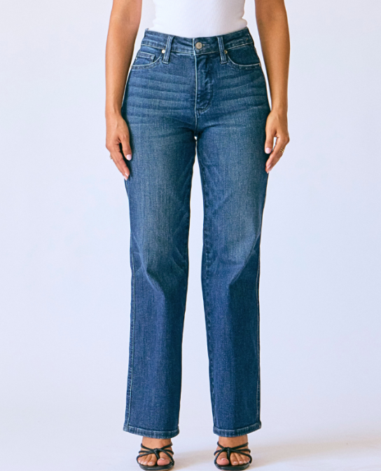 Judy Blue "Sweeter Than" Tummy Control Straight Leg Jeans (Petite)