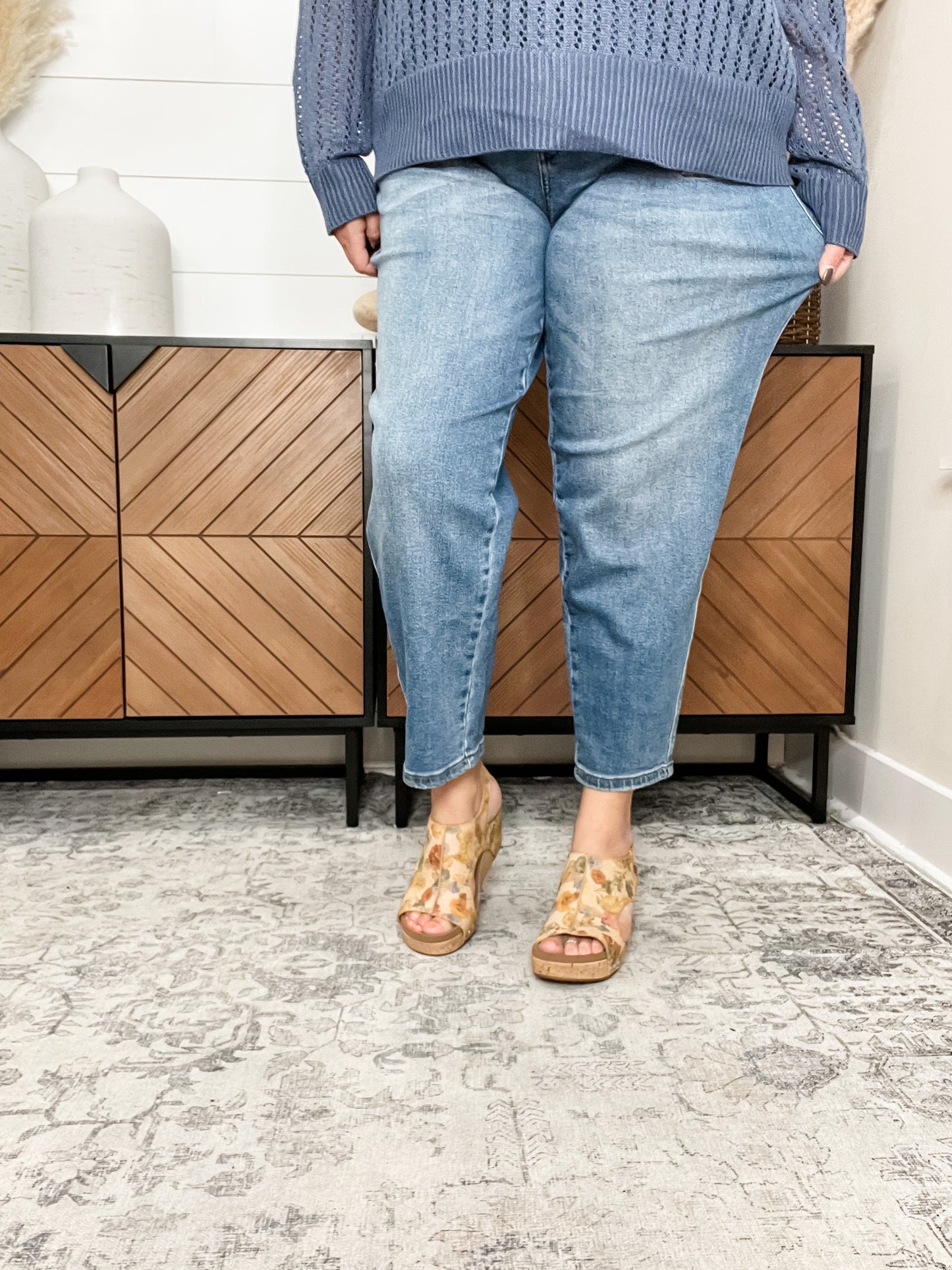 Judy Blue "Rhett" Barrel Jeans