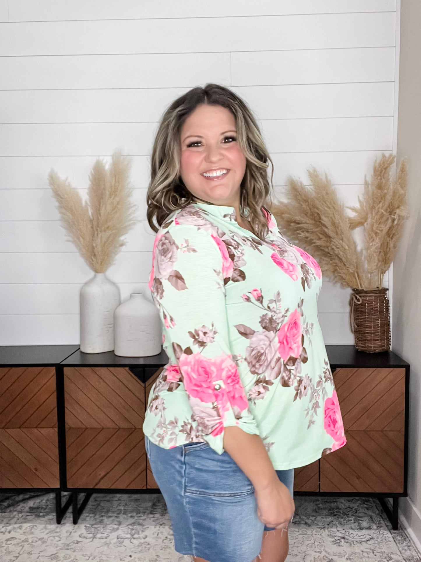 "Entrapment" Floral Lizzy 3/4 Sleeve Split Neck Tops
