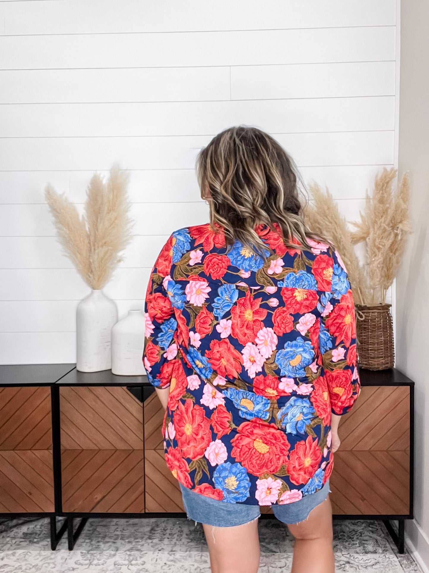 "Copeland" Floral Lizzy 3/4 Sleeve Split Neck