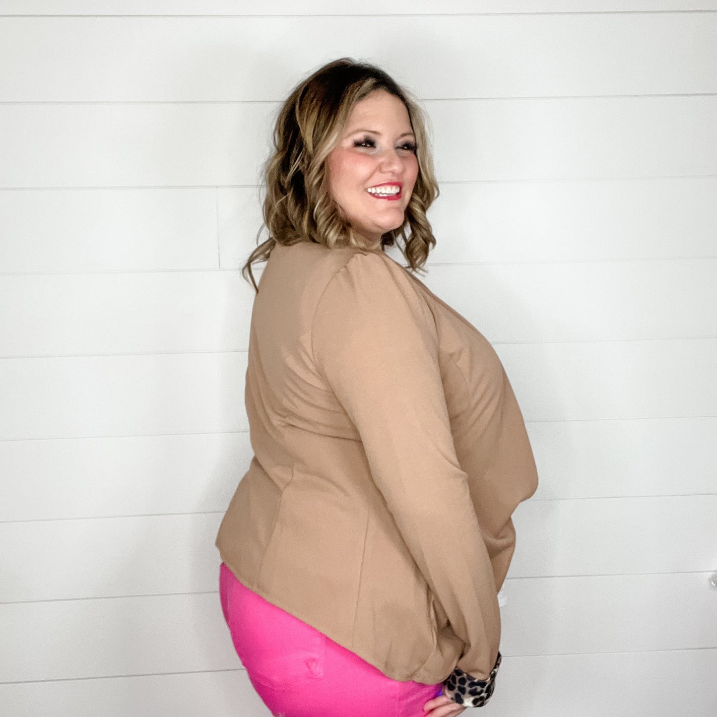 "9 to 5" Animal Cuff Blazer (Light Mocha)