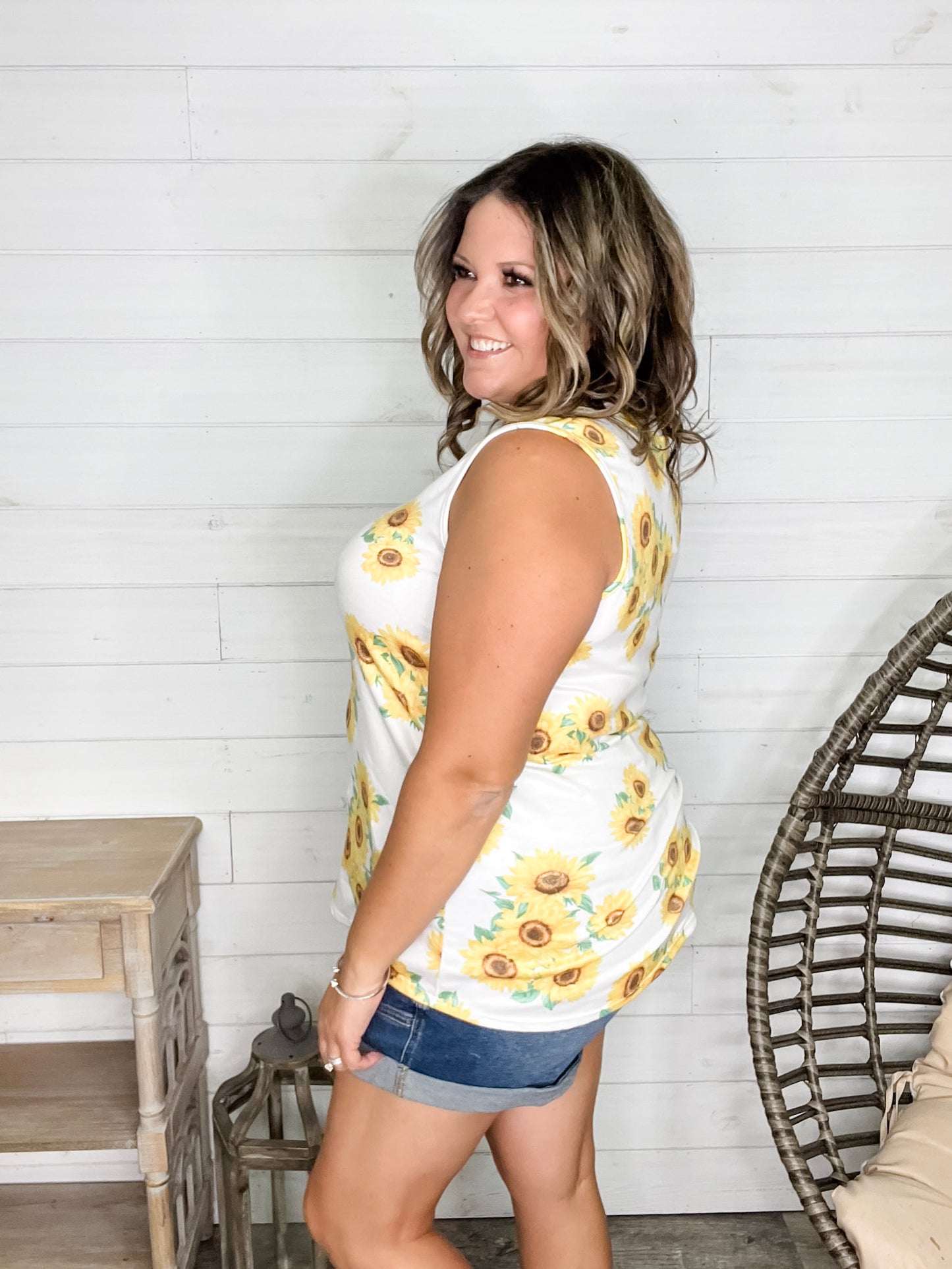 "Jayda" Sunflower Sleeveless V Neck
