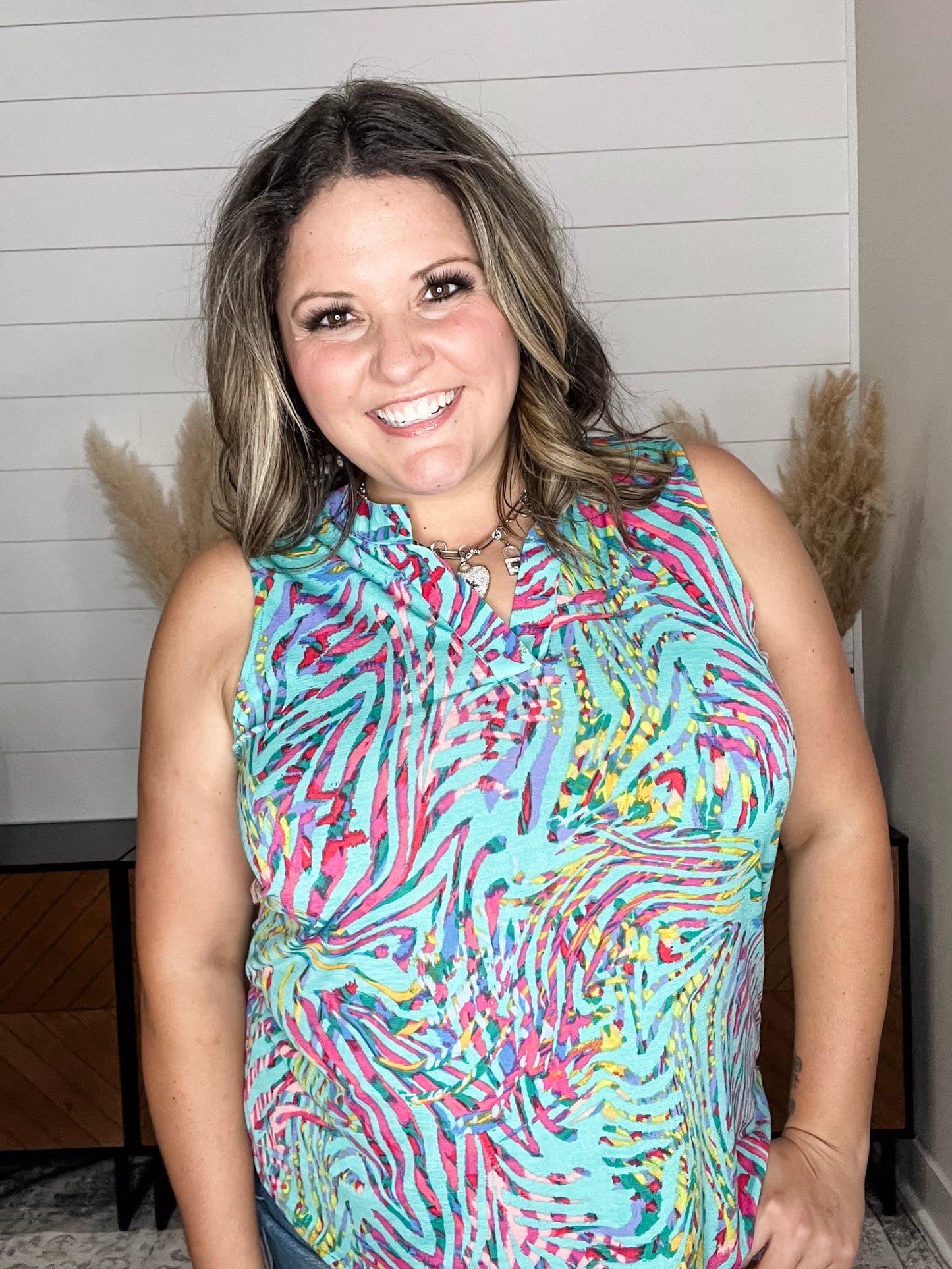"Tangled" Sleeveless Lizzy