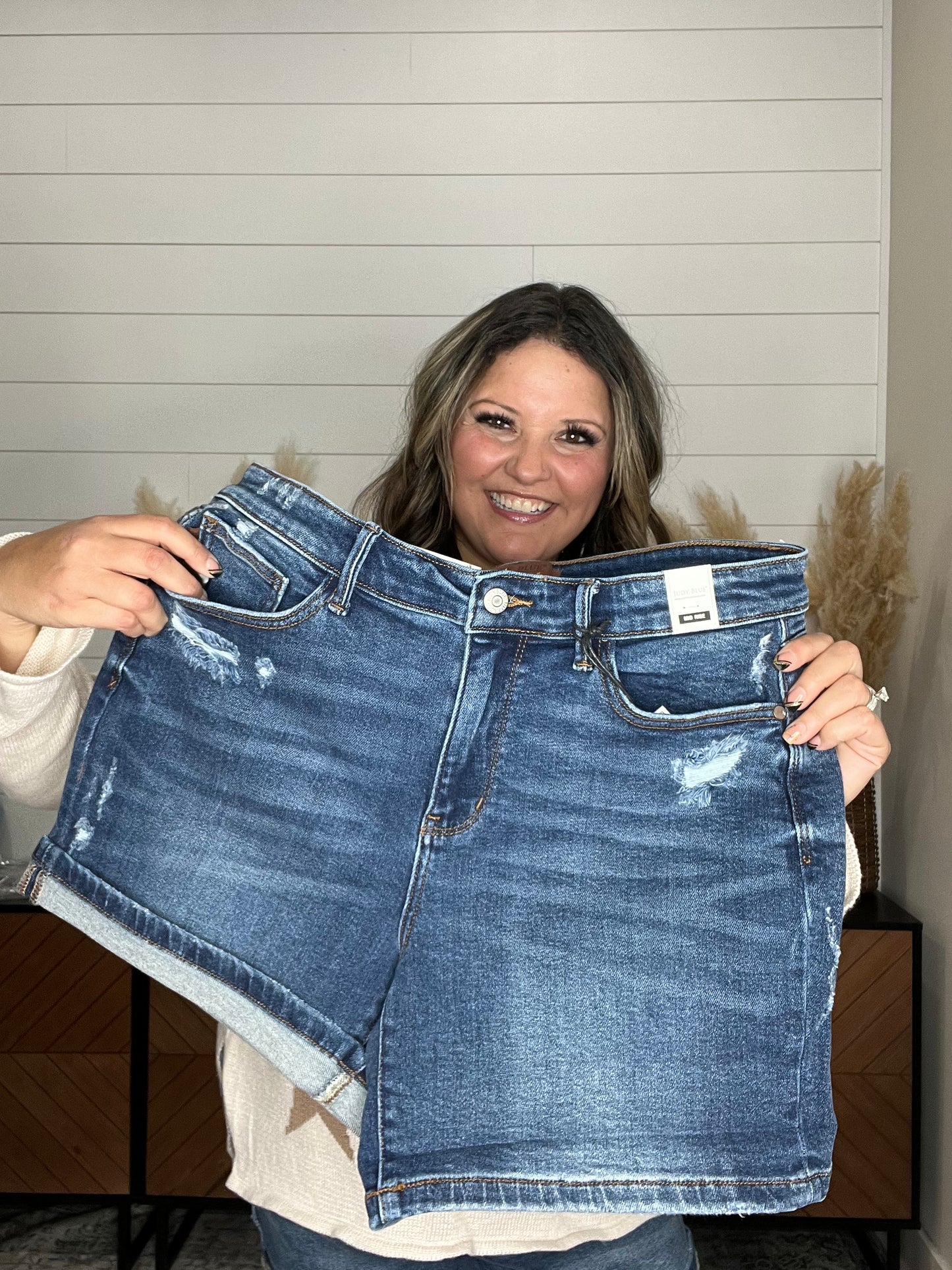 Judy Blue "She's Here" Shorts