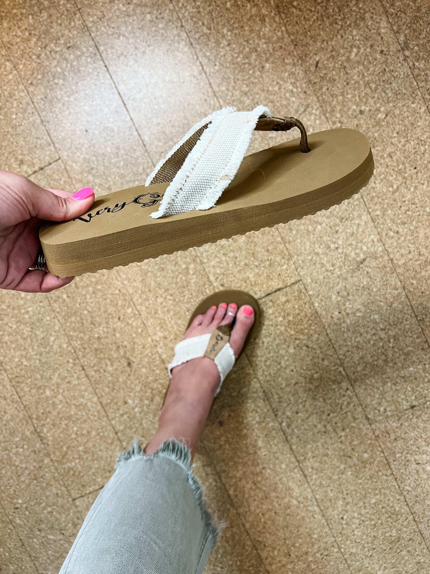 Gypsy Jazz Flip Flops (Natural)