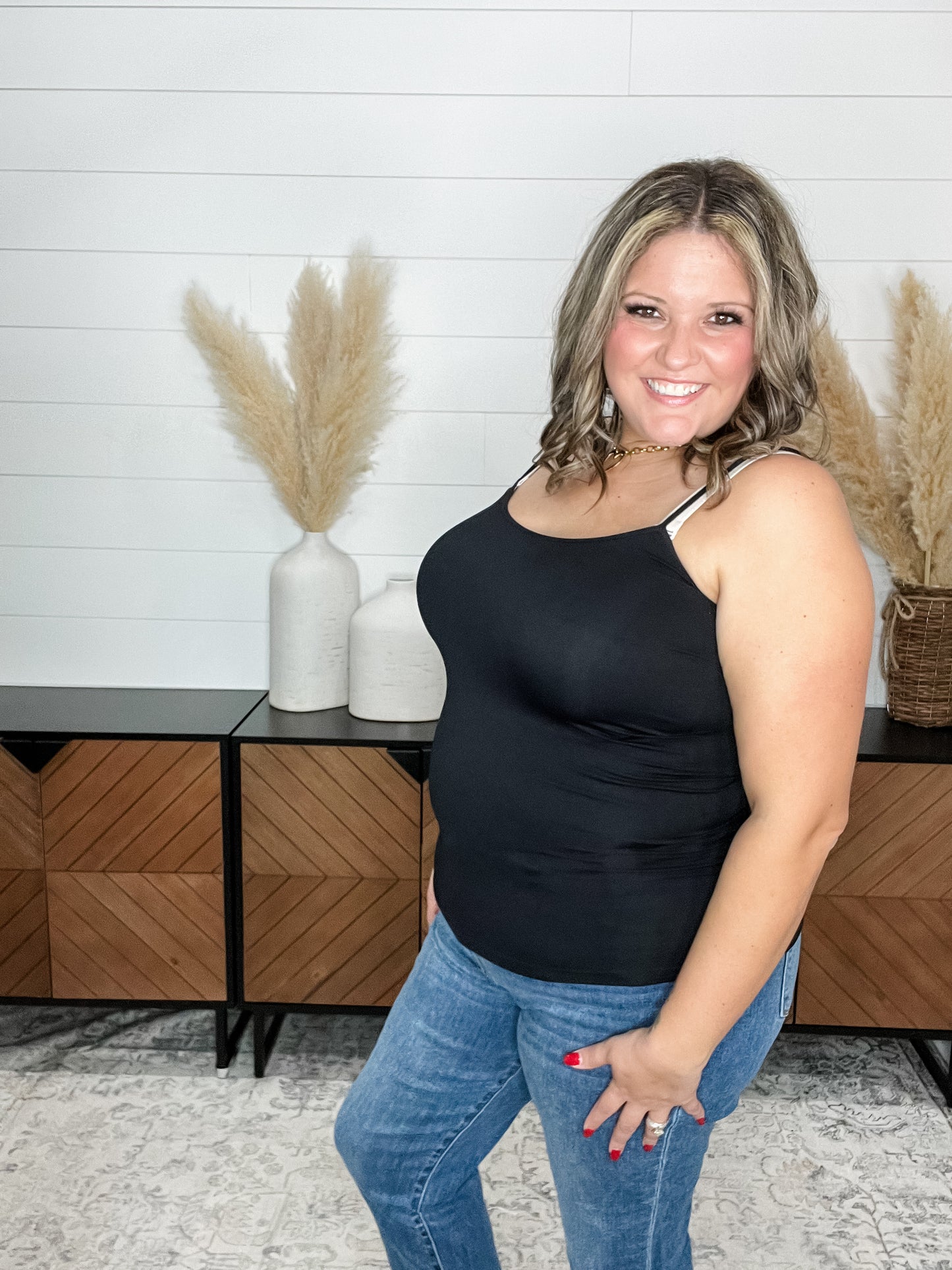 “Naomi” Smoothing Seamless Cami Tank (Black)