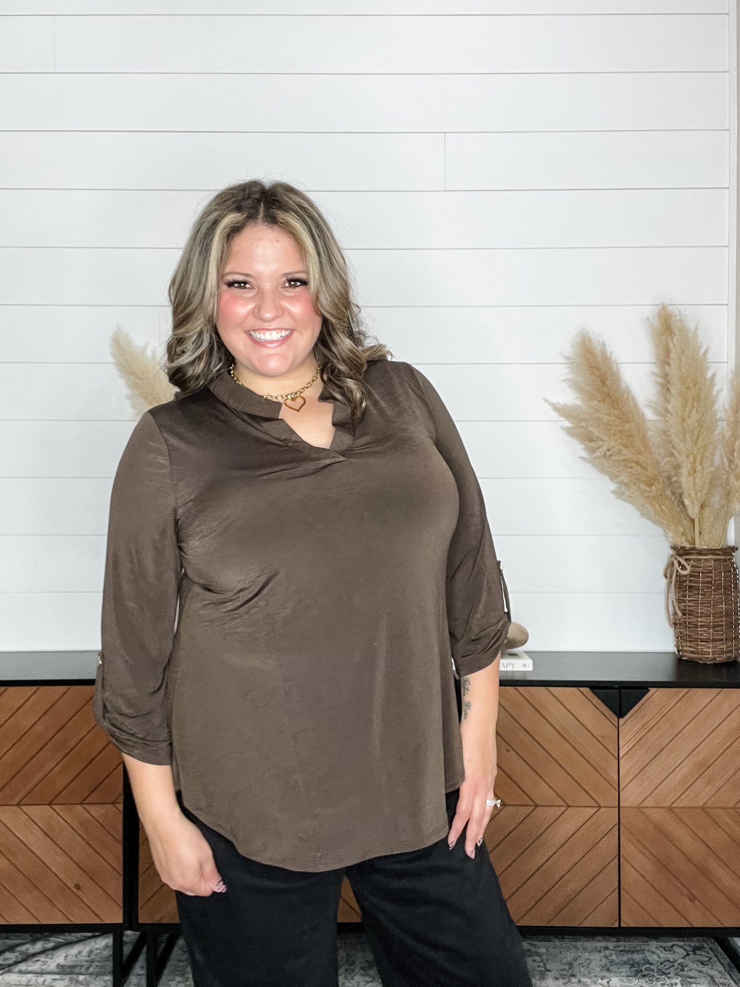 Dear Scarlett "Bold Choice" 3/4 Sleeve Split Neck (Chocolate)