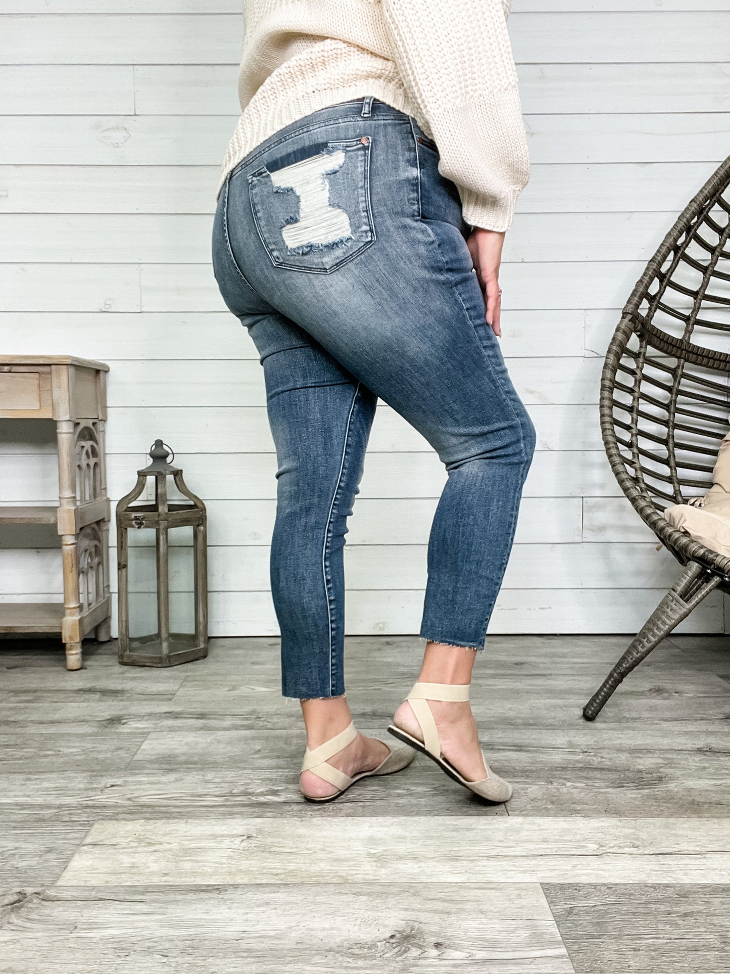 Judy Blue "Smitten on Mittens" Relaxed Fit Jeans