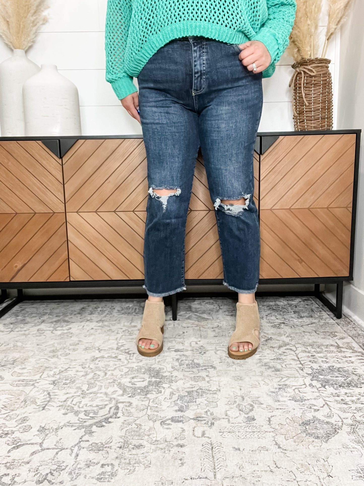 "Dylan" RFM Cropped Distressed Straight Leg