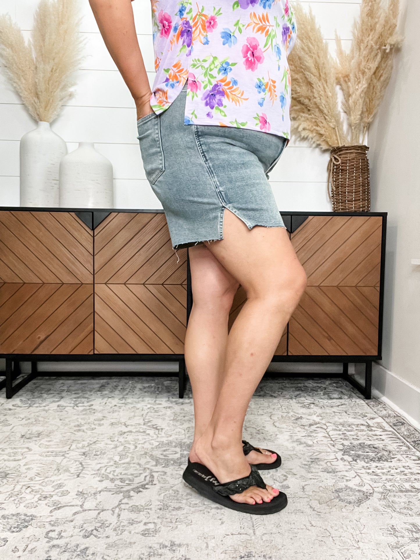 Judy Blue "All The Ways" Mid Thigh Side Slit Raw Hem Shorts