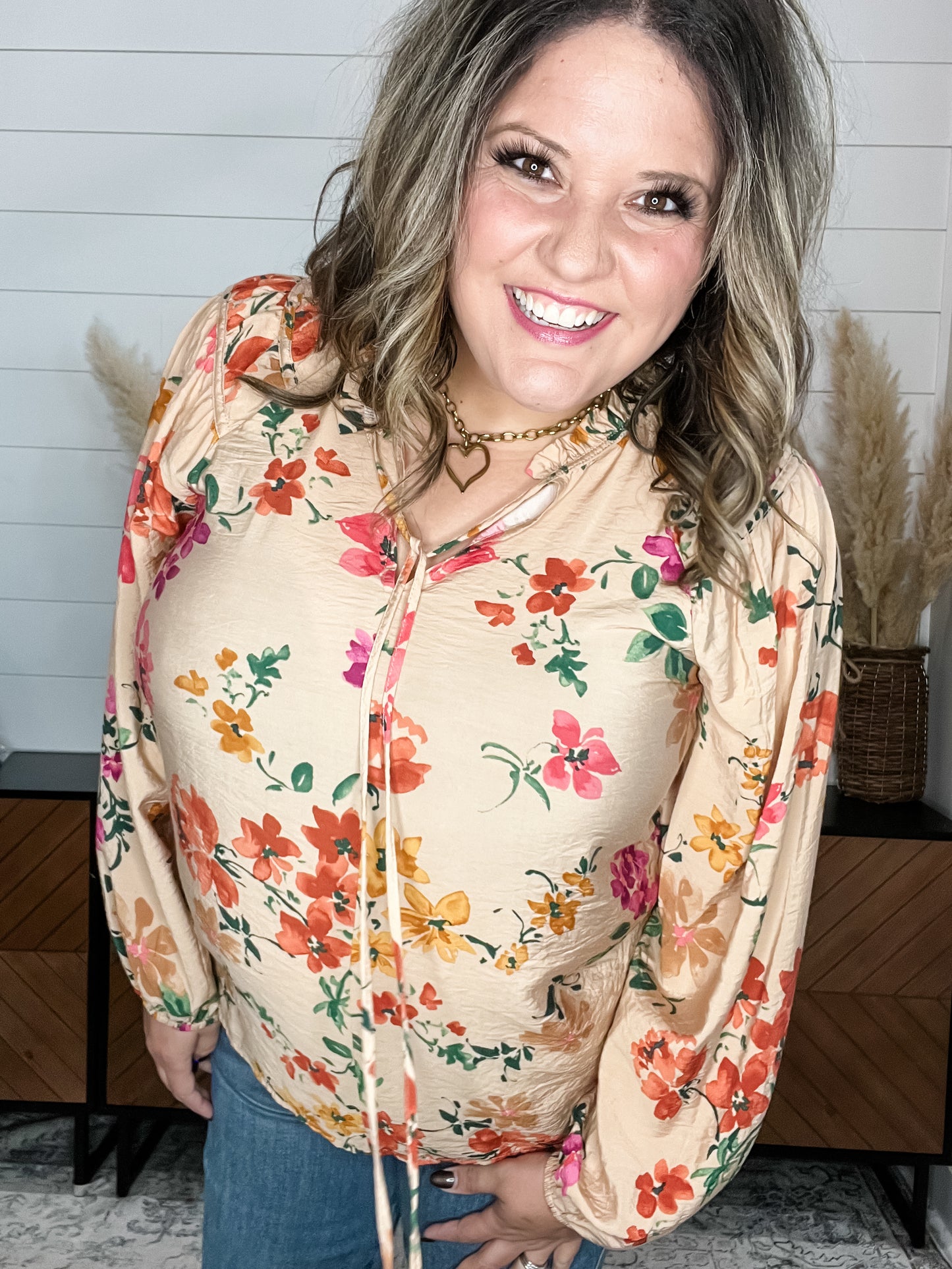 "Canyon" Floral High Collar with Tie Bubble Sleeve