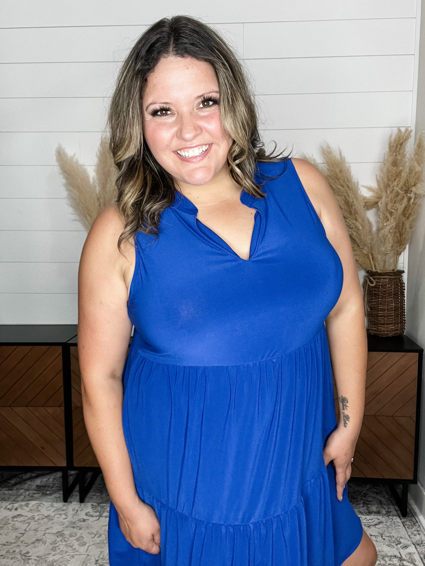 "Amos" Sleeveless Split Neck Tiered Dress (Royal Blue)