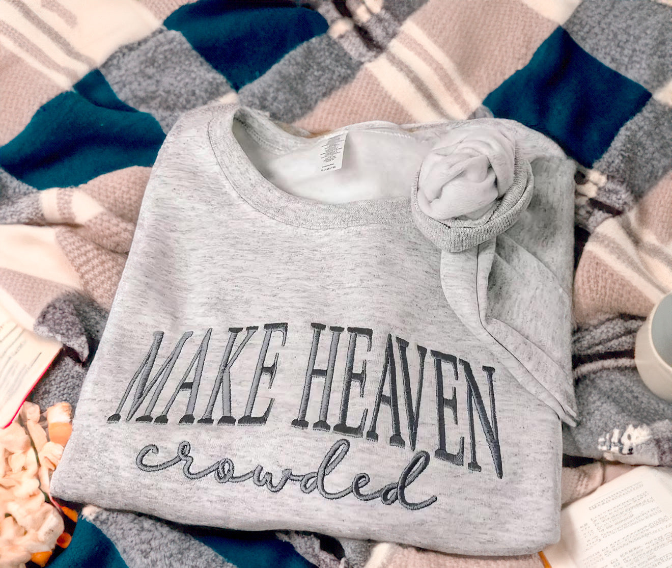 Make heaven crowded embrodiered sweatshirt