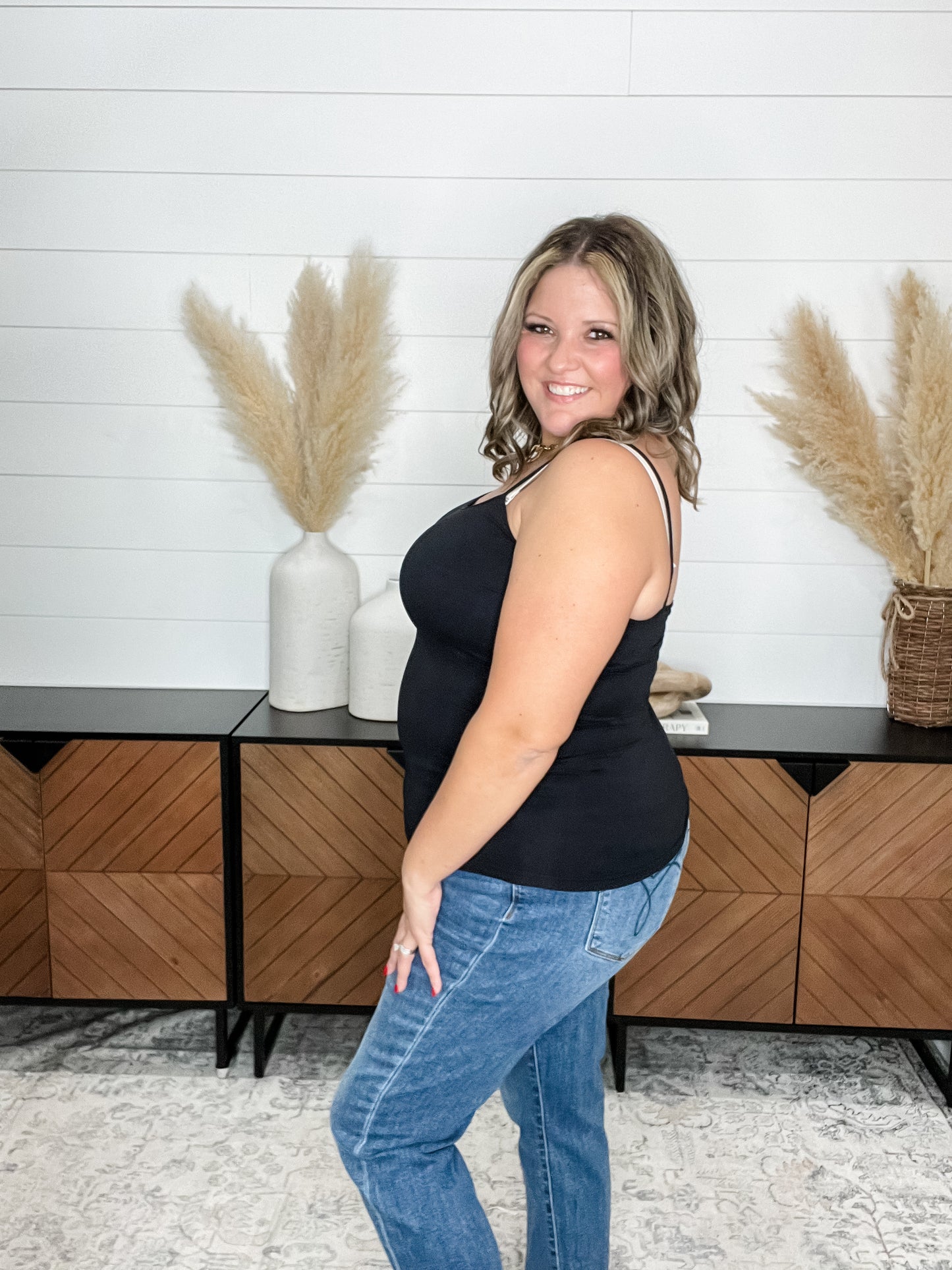 “Naomi” Smoothing Seamless Cami Tank (Black)