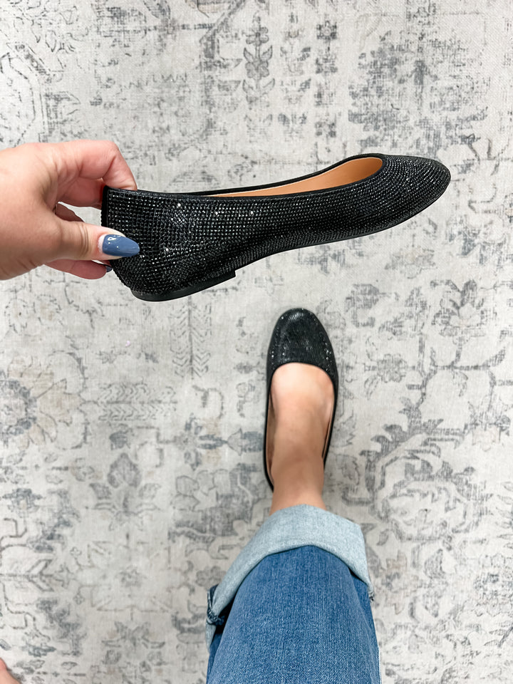 "Baba" Sparkle Round Toe Flat (Black)