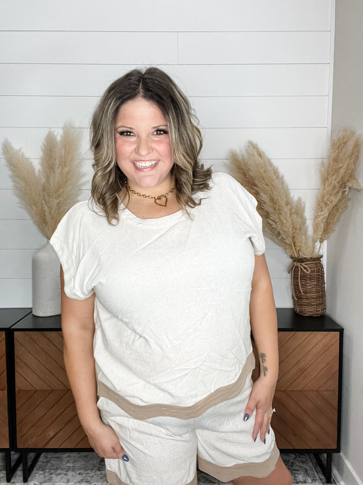 "Drifting" Scalloped Edge Boxy Sleeveless Top