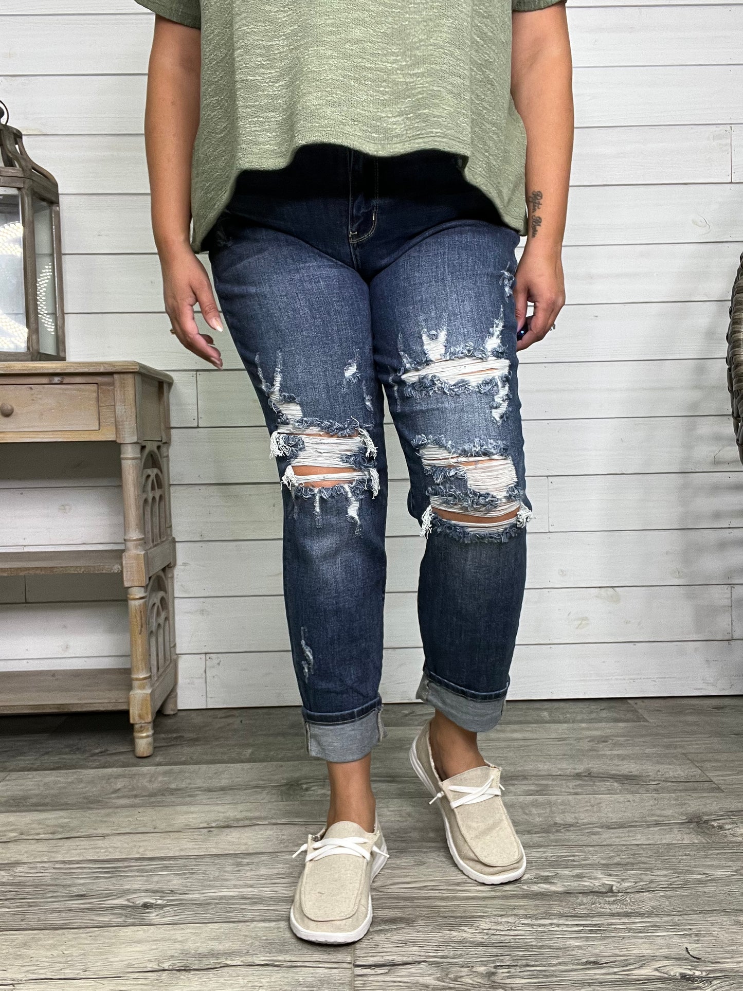 Judy Blue "Welcome to the Party" Boyfriend Jeans