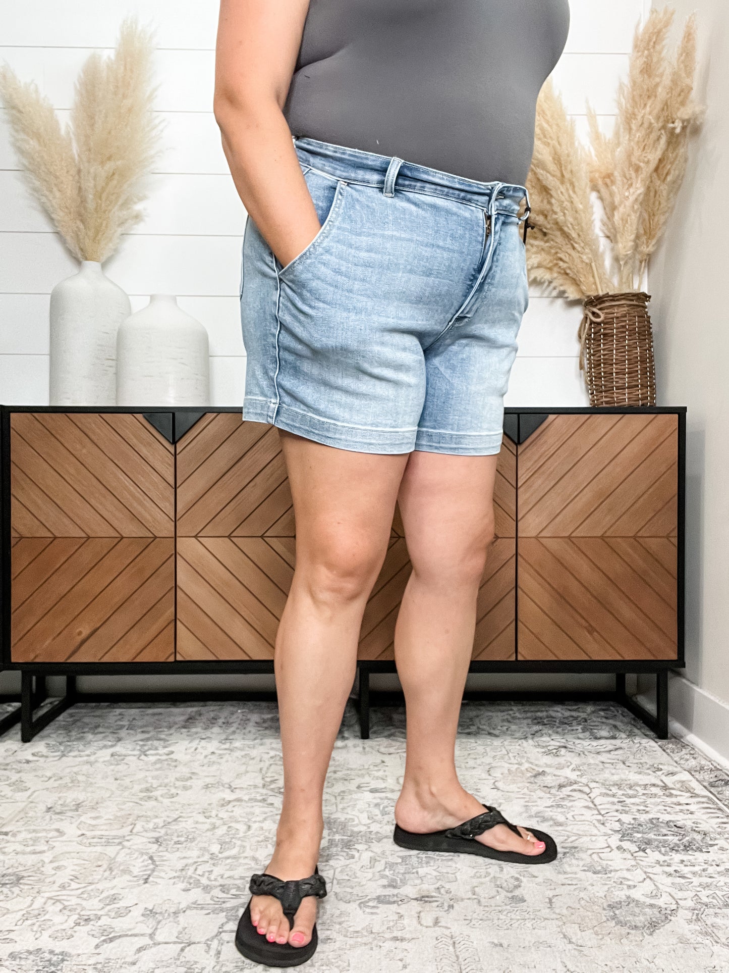 Judy Blue "Yes Sir" Trouser Pocket Shorts