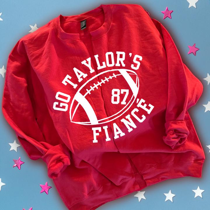 Cut sweatshirt cardi GO Taylor’s fiance