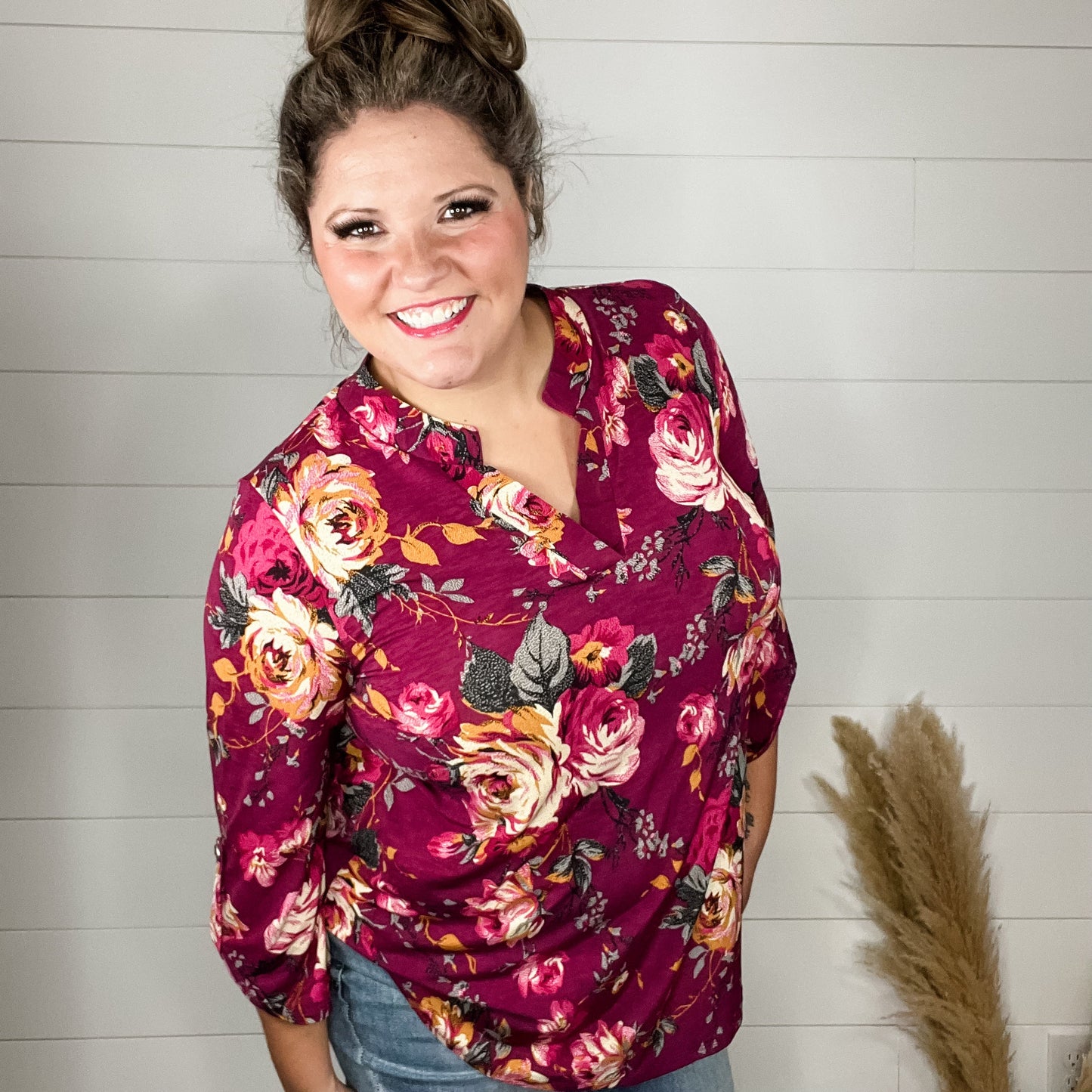 "August" Lizzy 3/4 Sleeve Split Neck