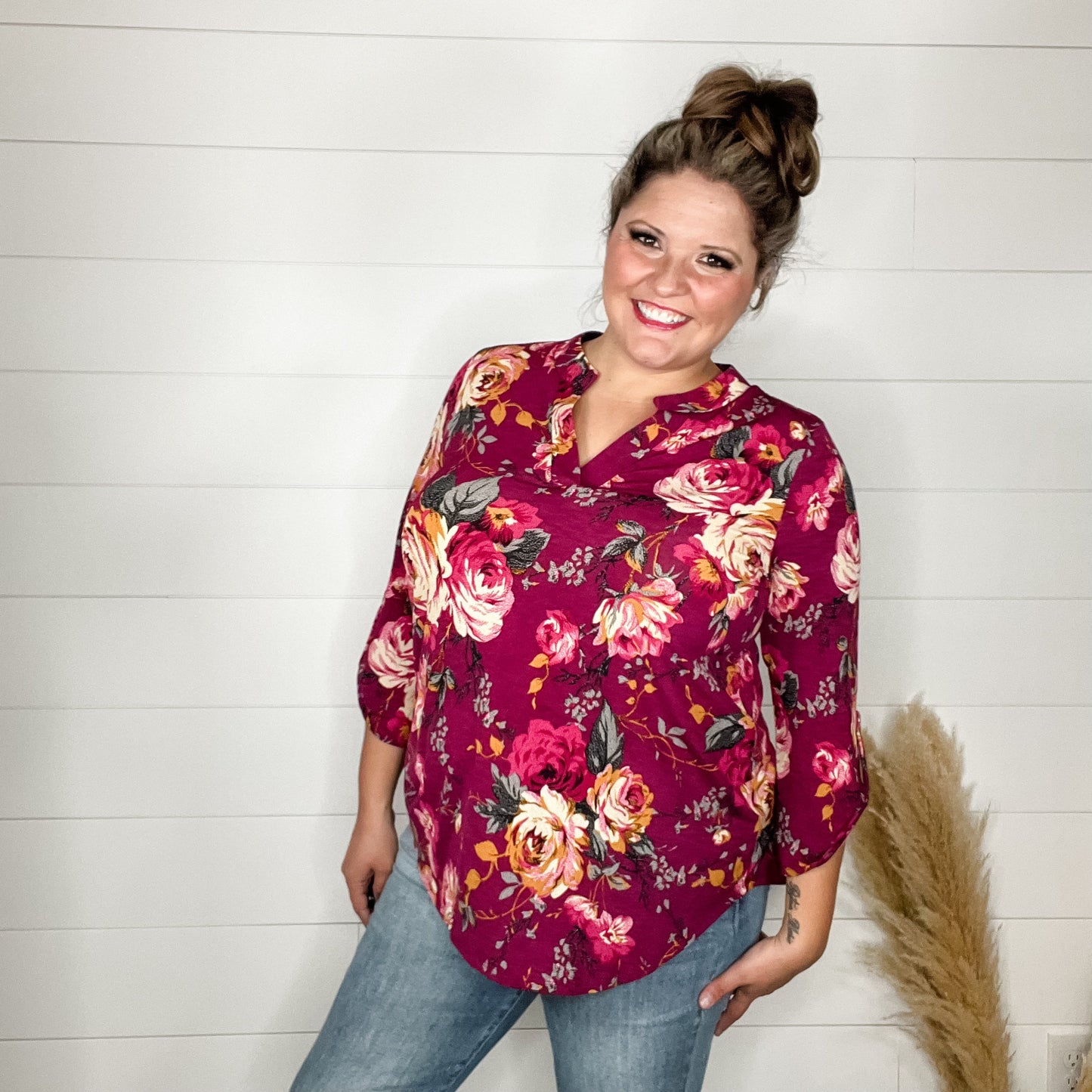 "August" Lizzy 3/4 Sleeve Split Neck