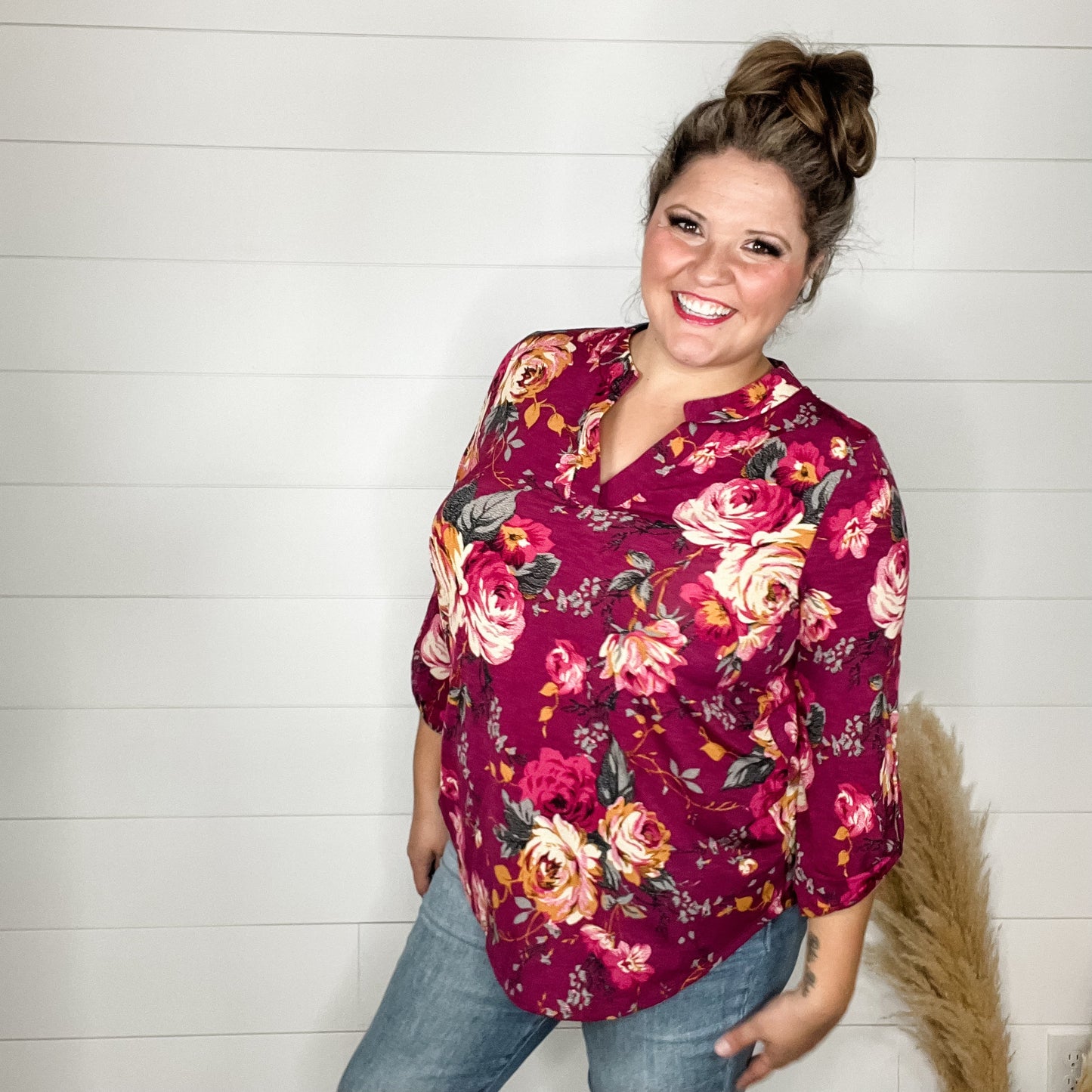 "August" Lizzy 3/4 Sleeve Split Neck