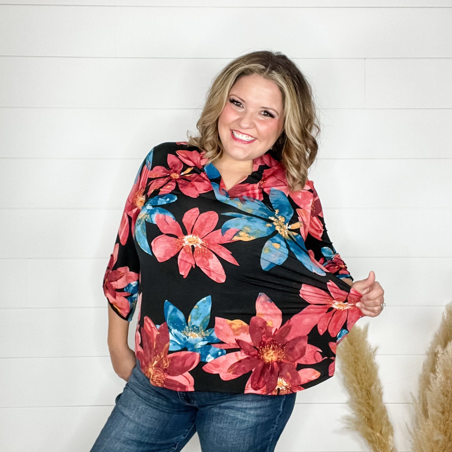 "Beaumont" Floral Lizzy 3/4 Sleeve Split Neck