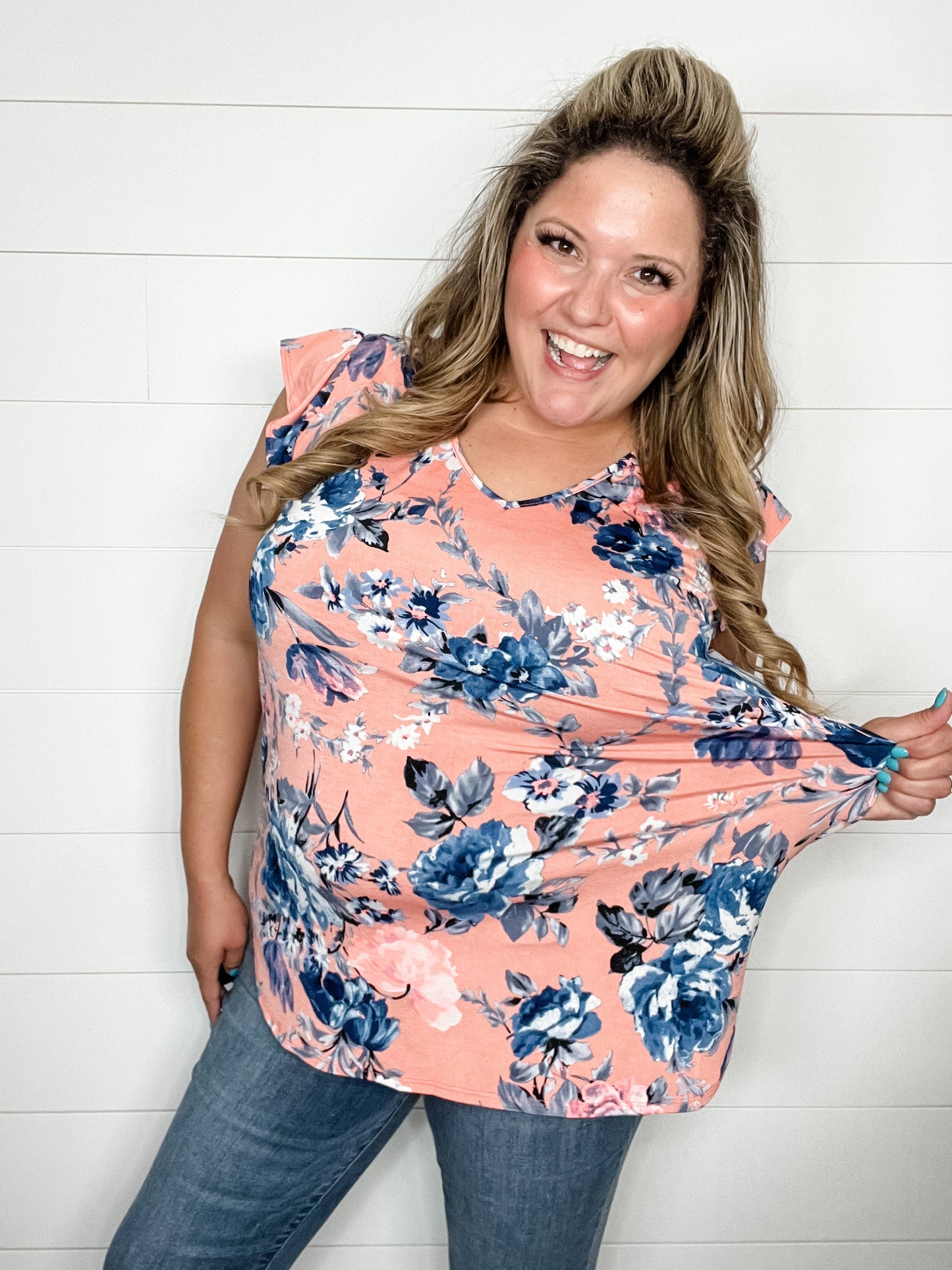 "Bowen" Floral Ruffle Cap U Neck